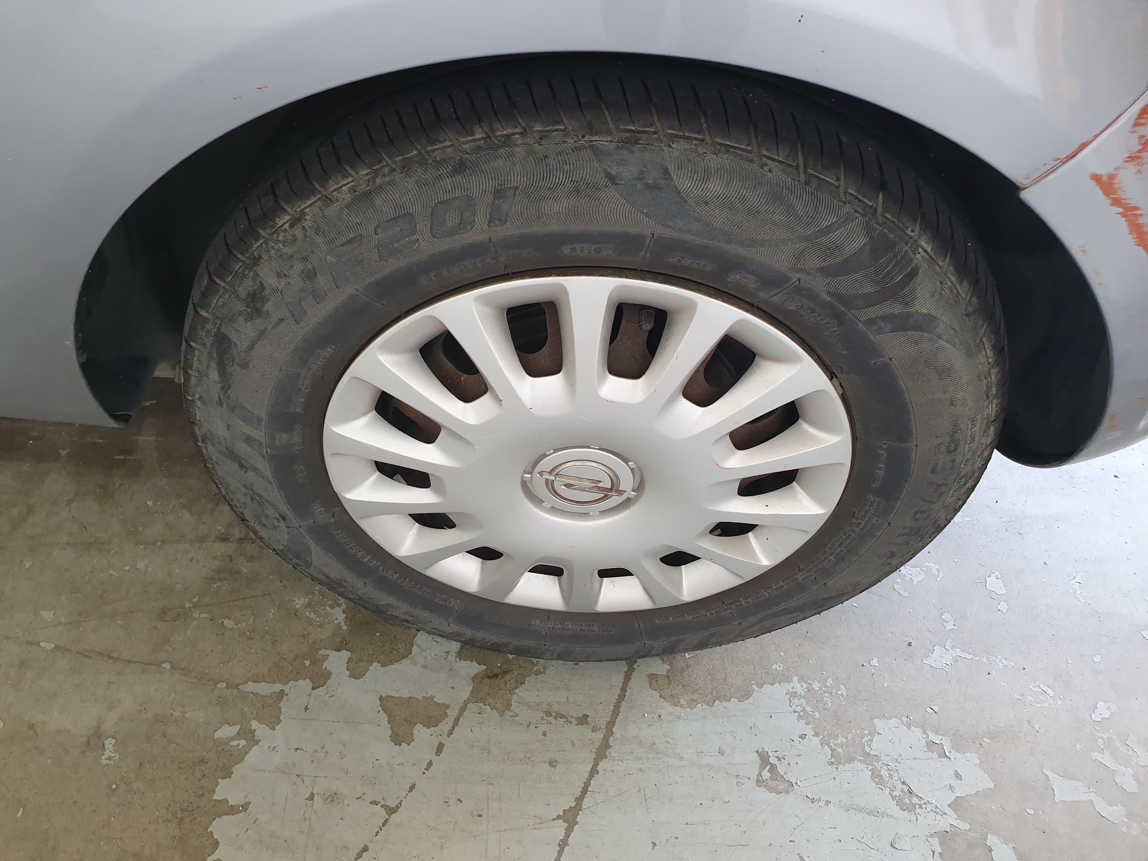 Opel Corsa 1.3 CDTI · Ano 2007 — imagen 15