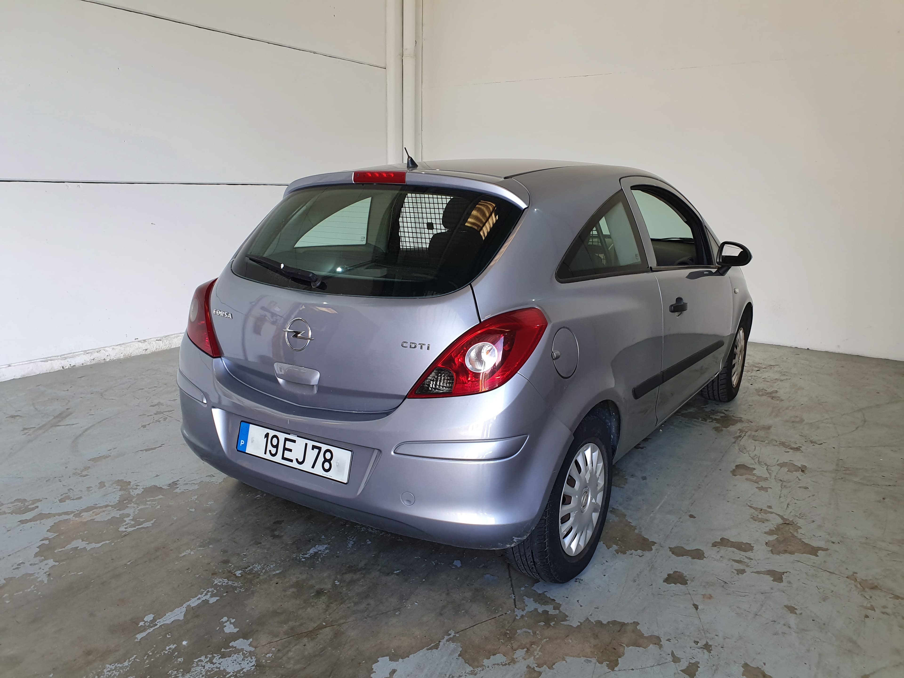 Opel Corsa 1.3 CDTI · Ano 2007 — imagen 6