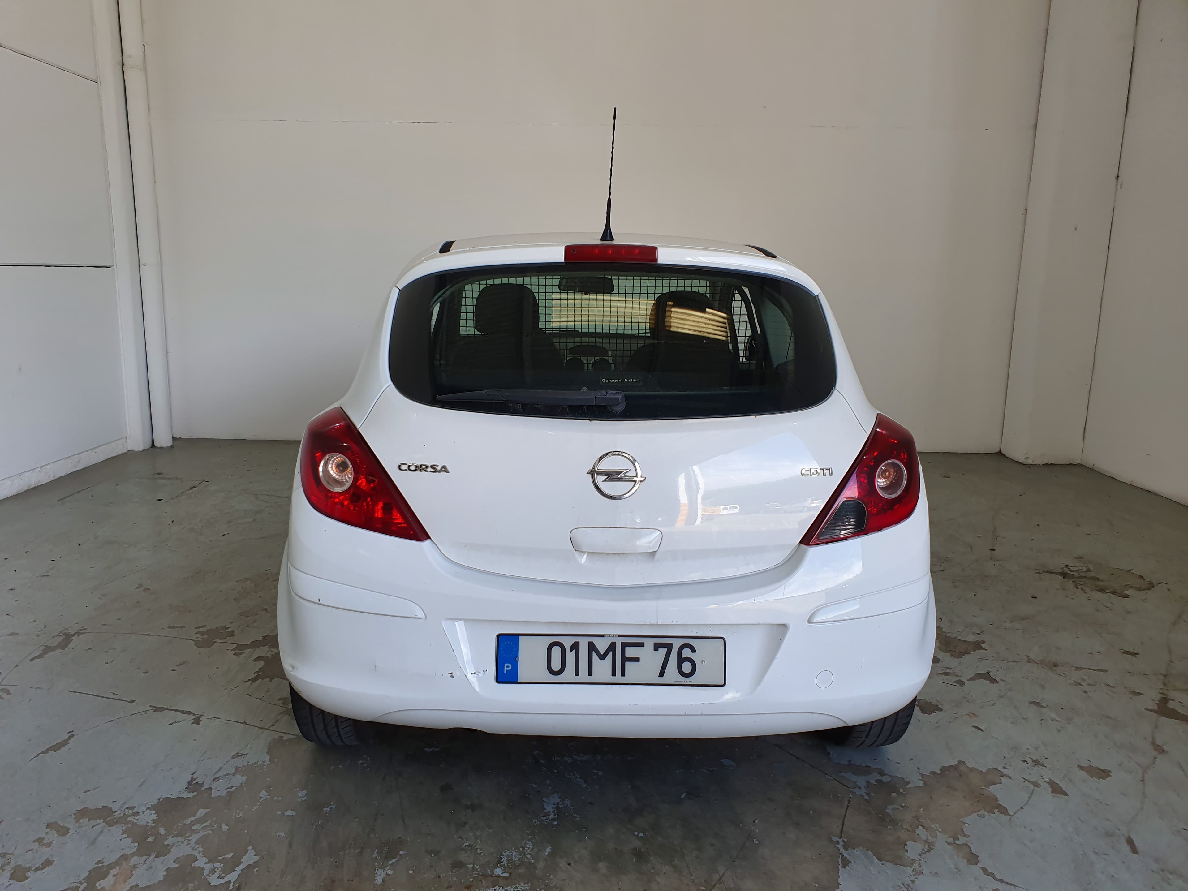 Opel Corsa 1.3 CDTI · Ano 2011 — imagem 4