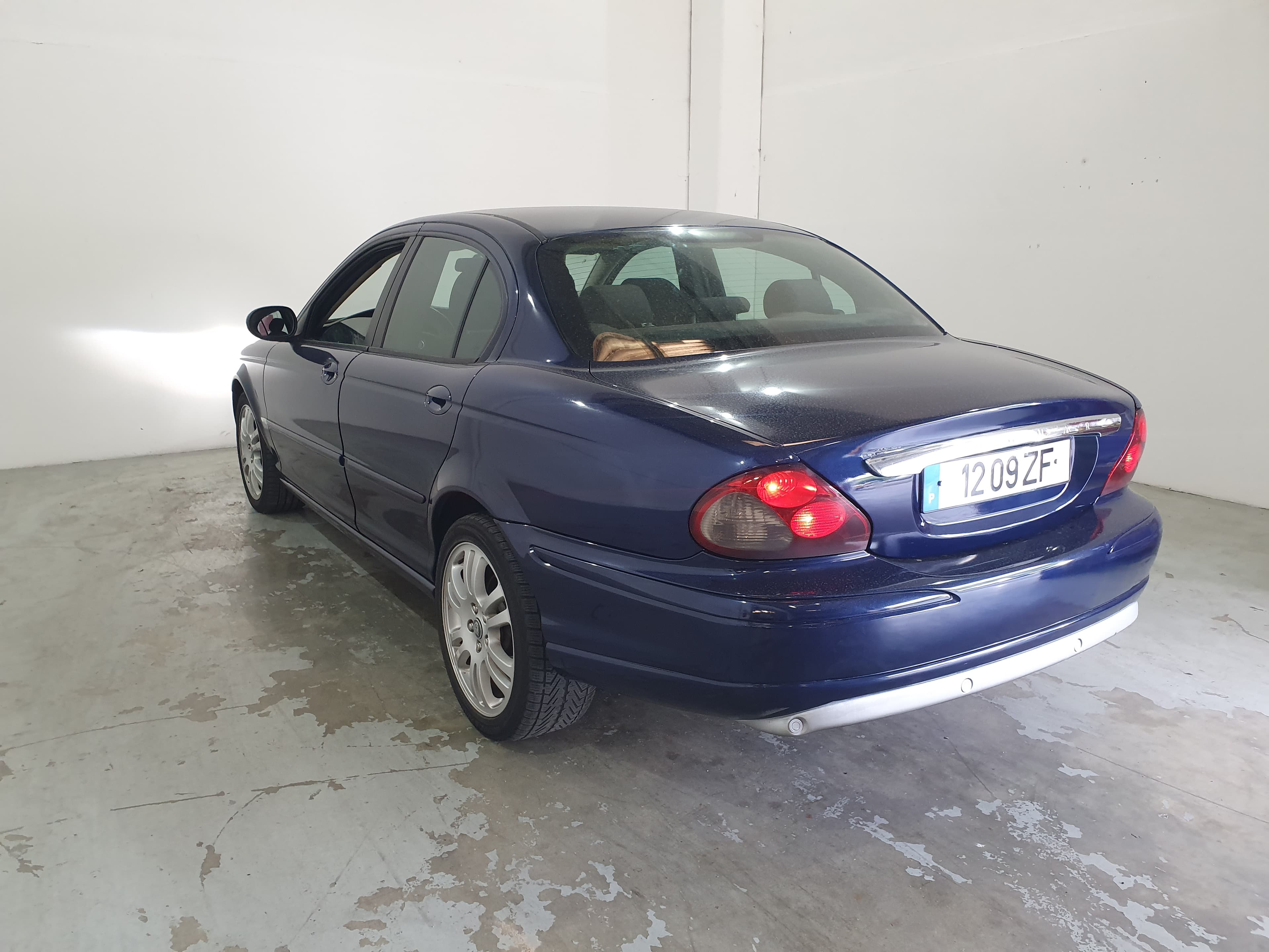 Jaguar X-Type Sedan · Ano 2004 — image 6