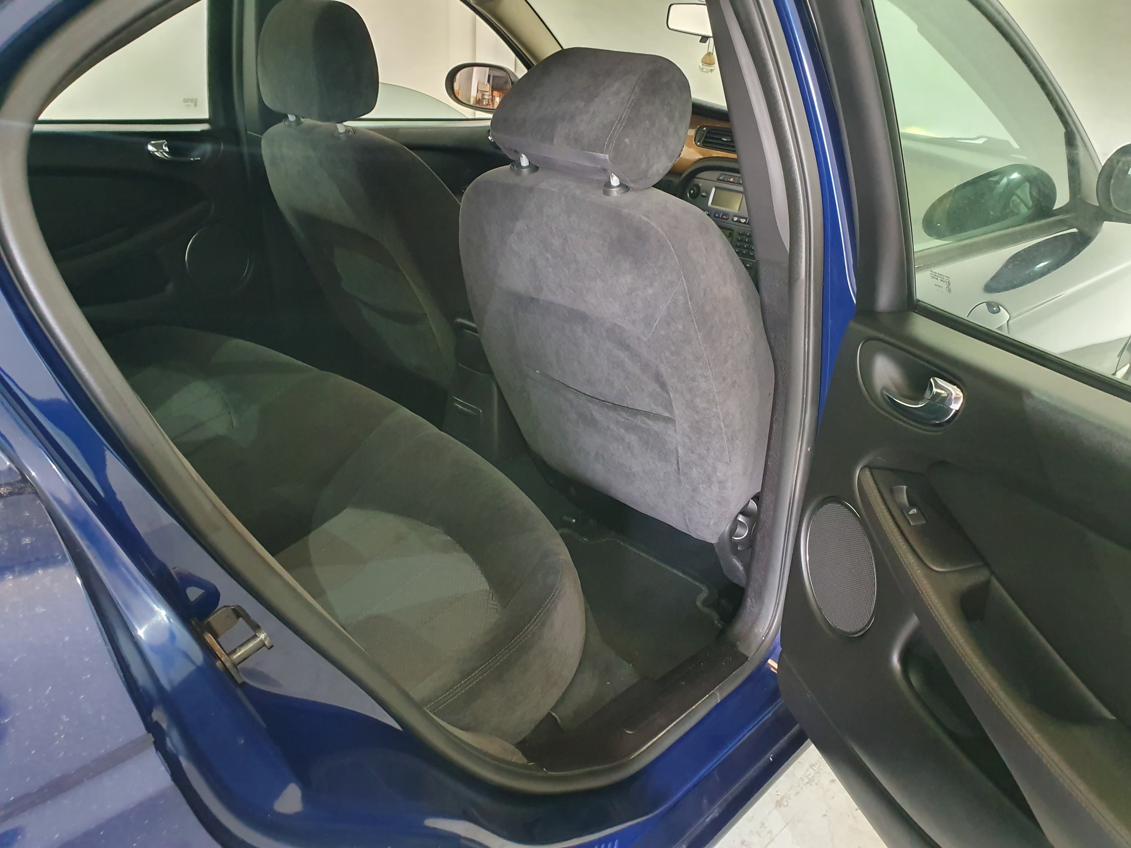 Jaguar X-Type Sedan · Ano 2004 — image 13