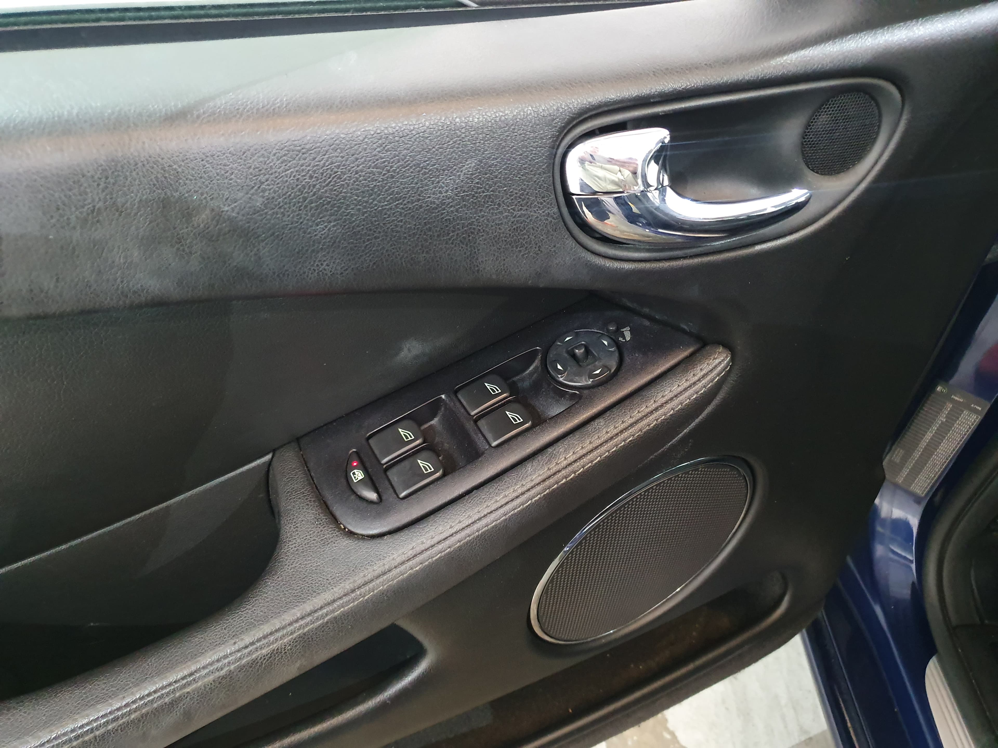 Jaguar X-Type Sedan · Ano 2004 — image 22
