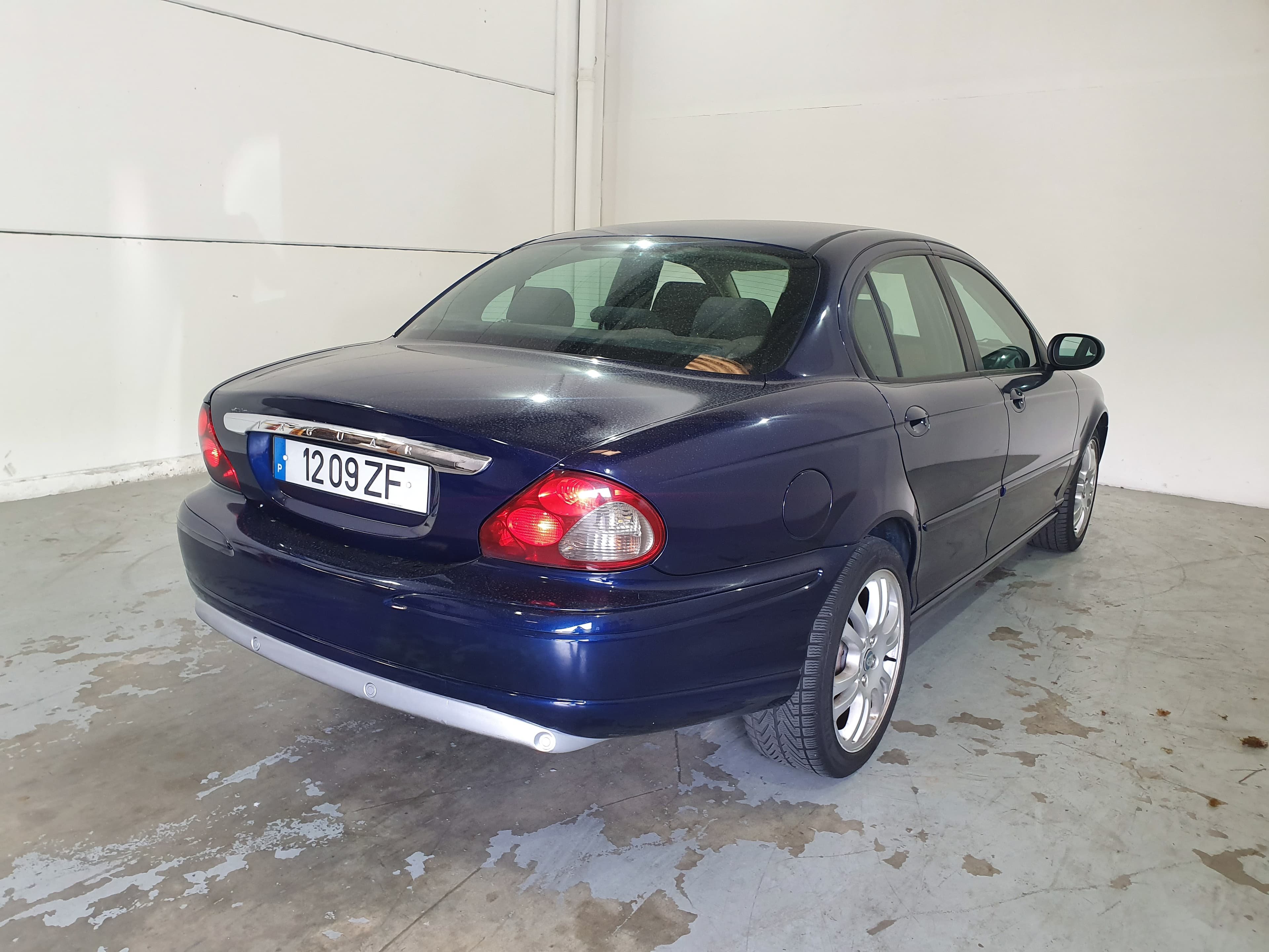 Jaguar X-Type Sedan · Ano 2004 — image 8
