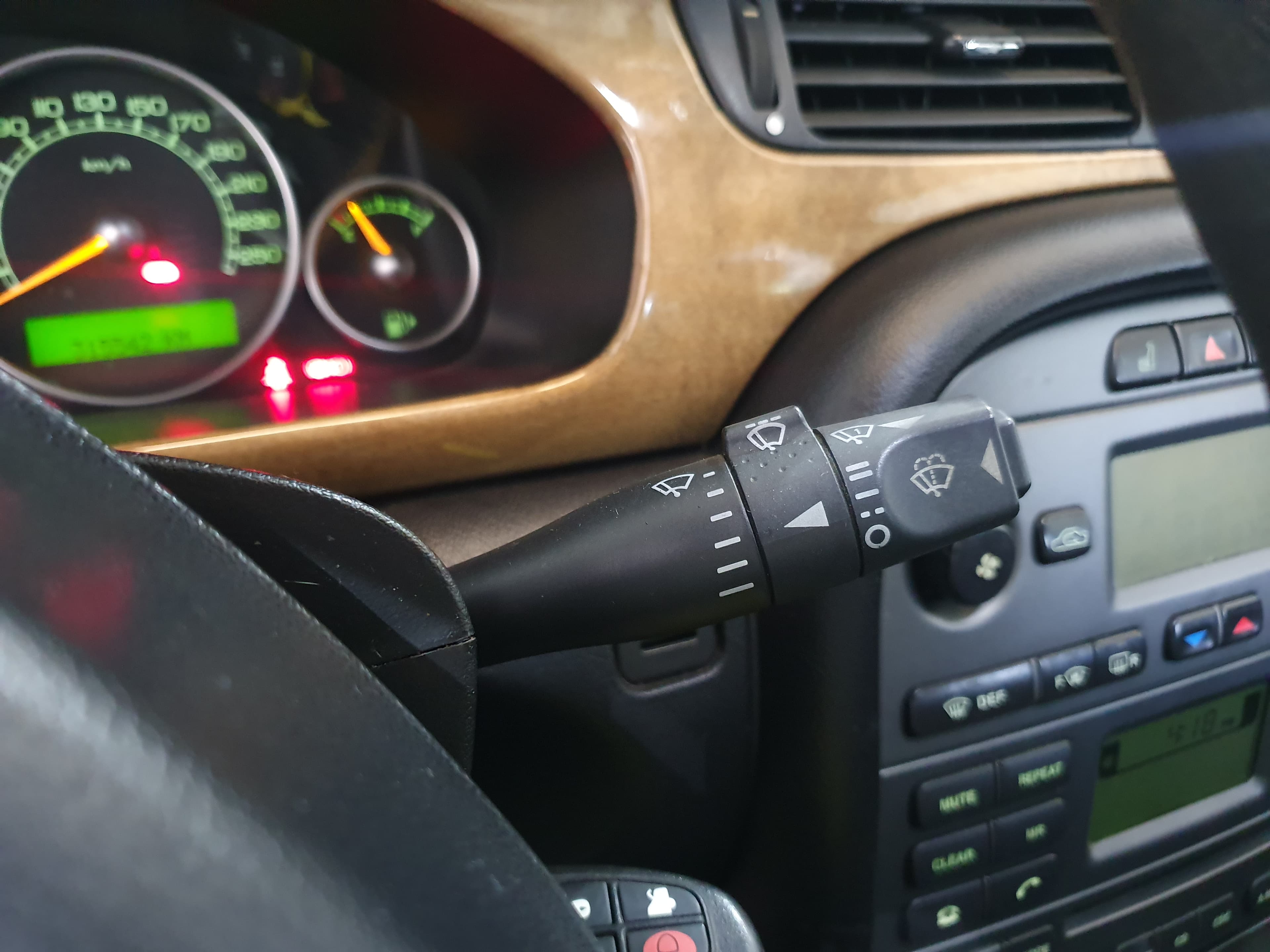 Jaguar X-Type Sedan · Ano 2004 — image 31