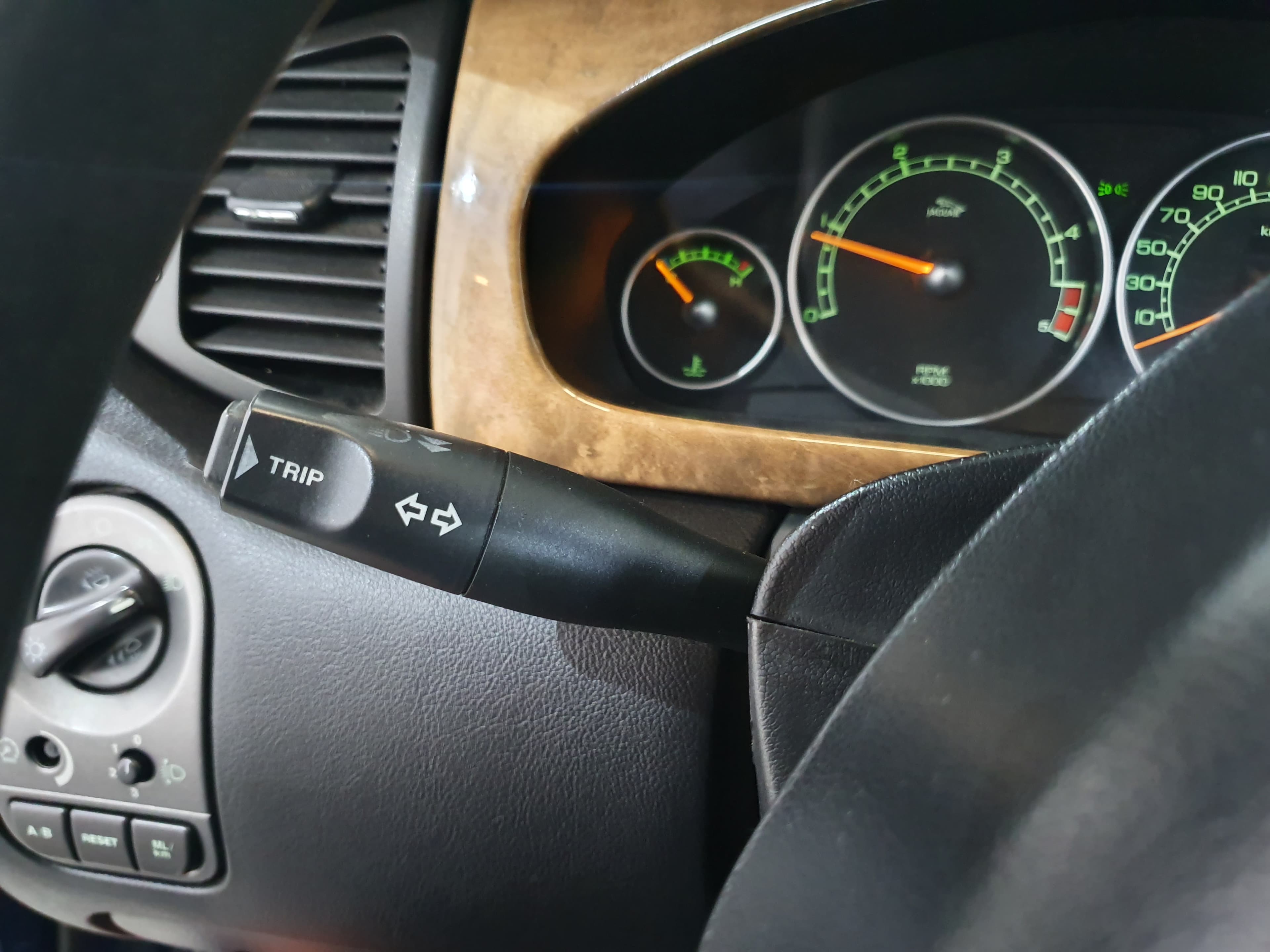 Jaguar X-Type Sedan · Ano 2004 — image 32