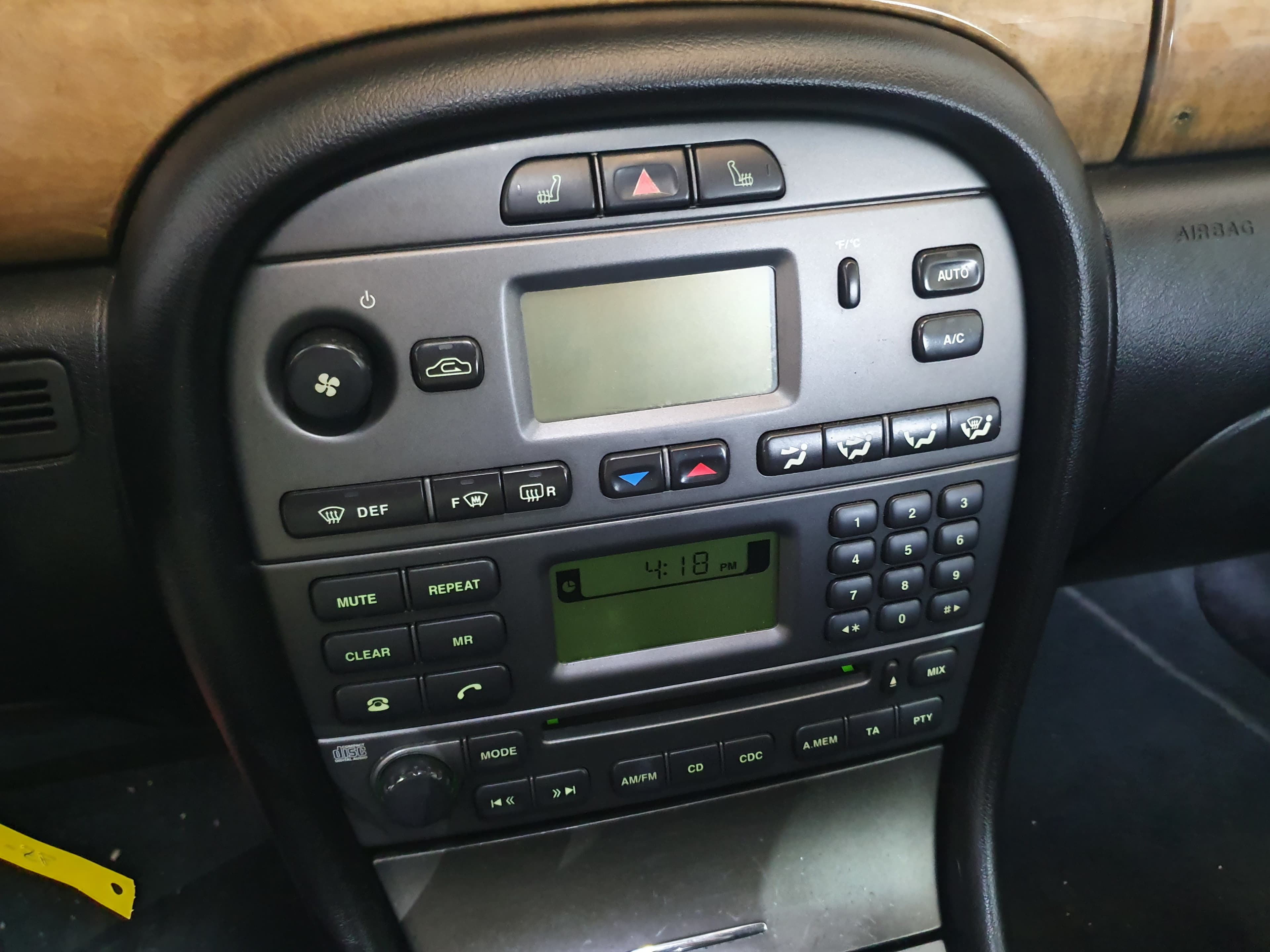 Jaguar X-Type Sedan · Ano 2004 — image 27