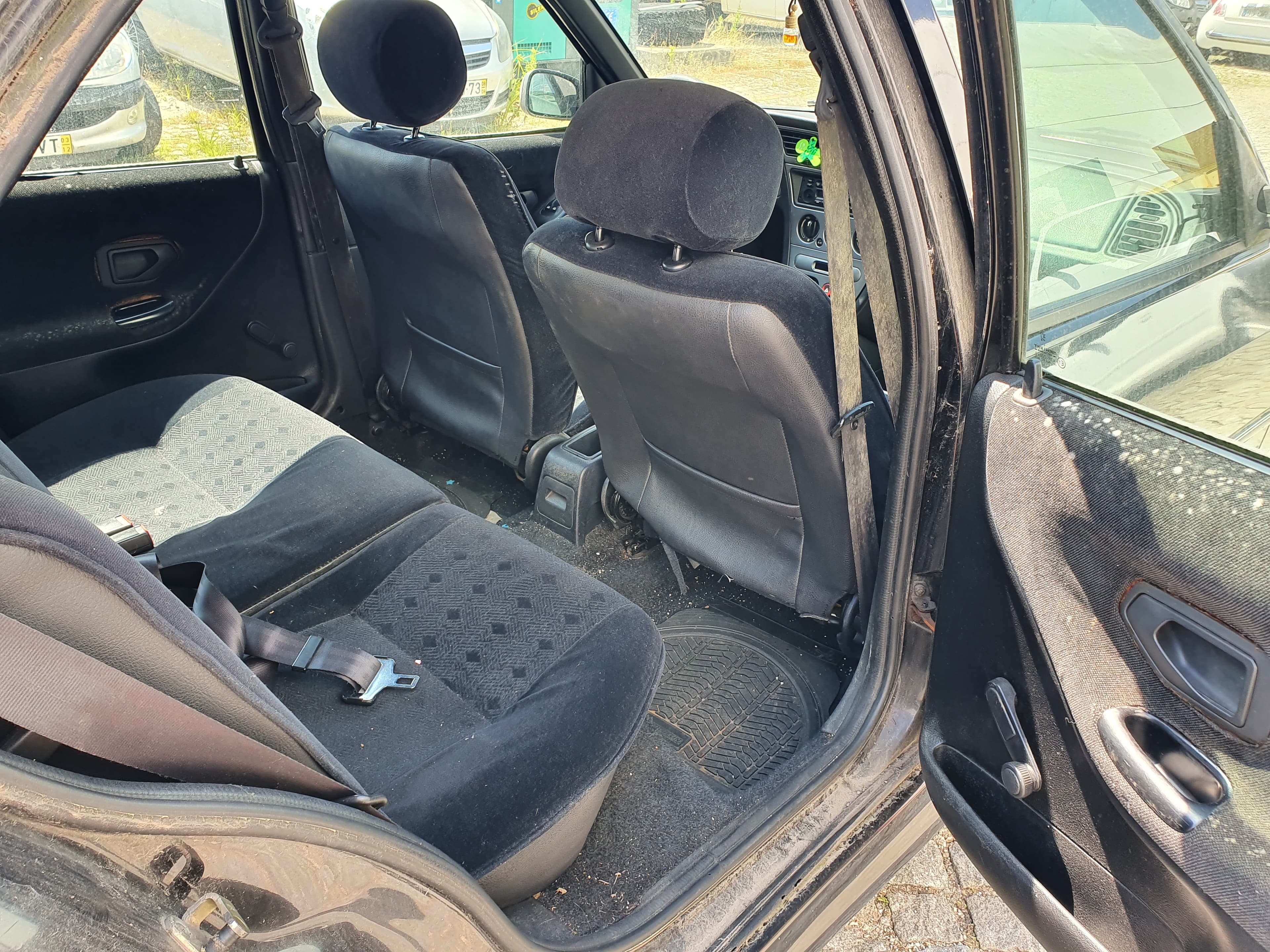 Peugeot 306 · Ano 2001 — imagen 15