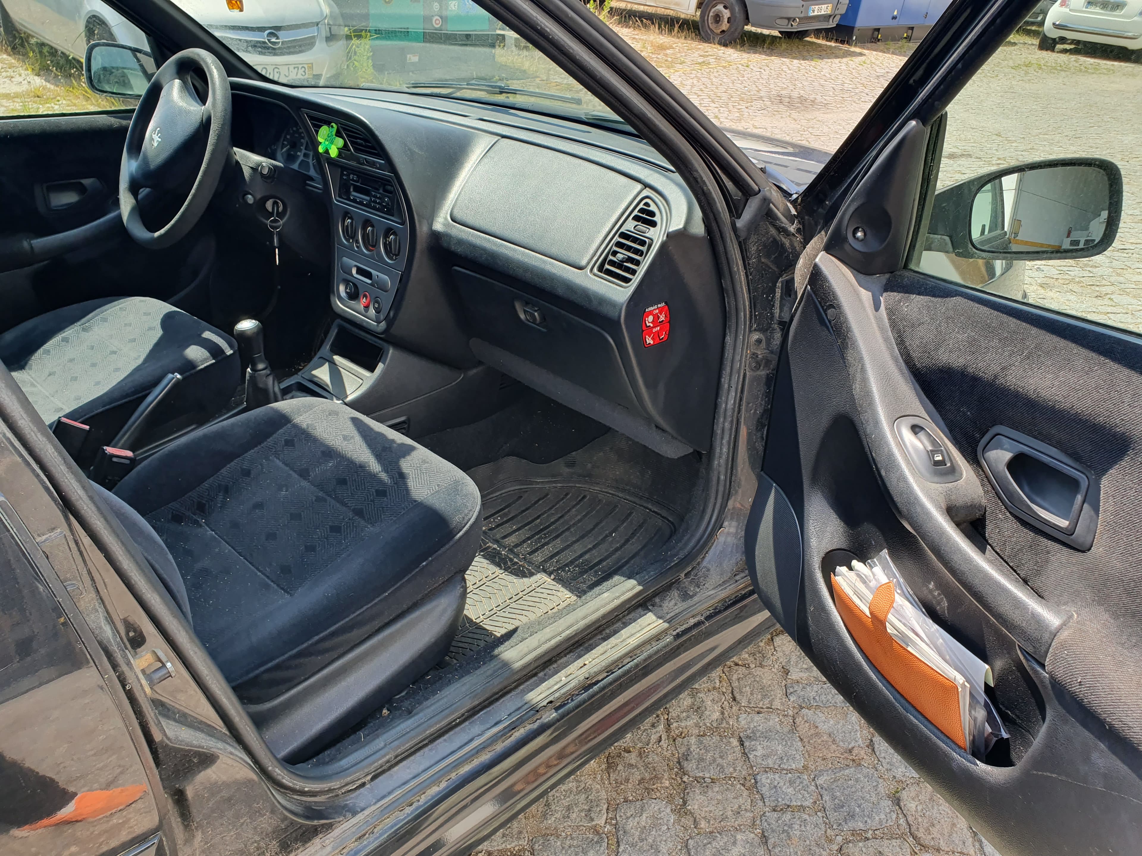Peugeot 306 · Ano 2001 — imagen 18