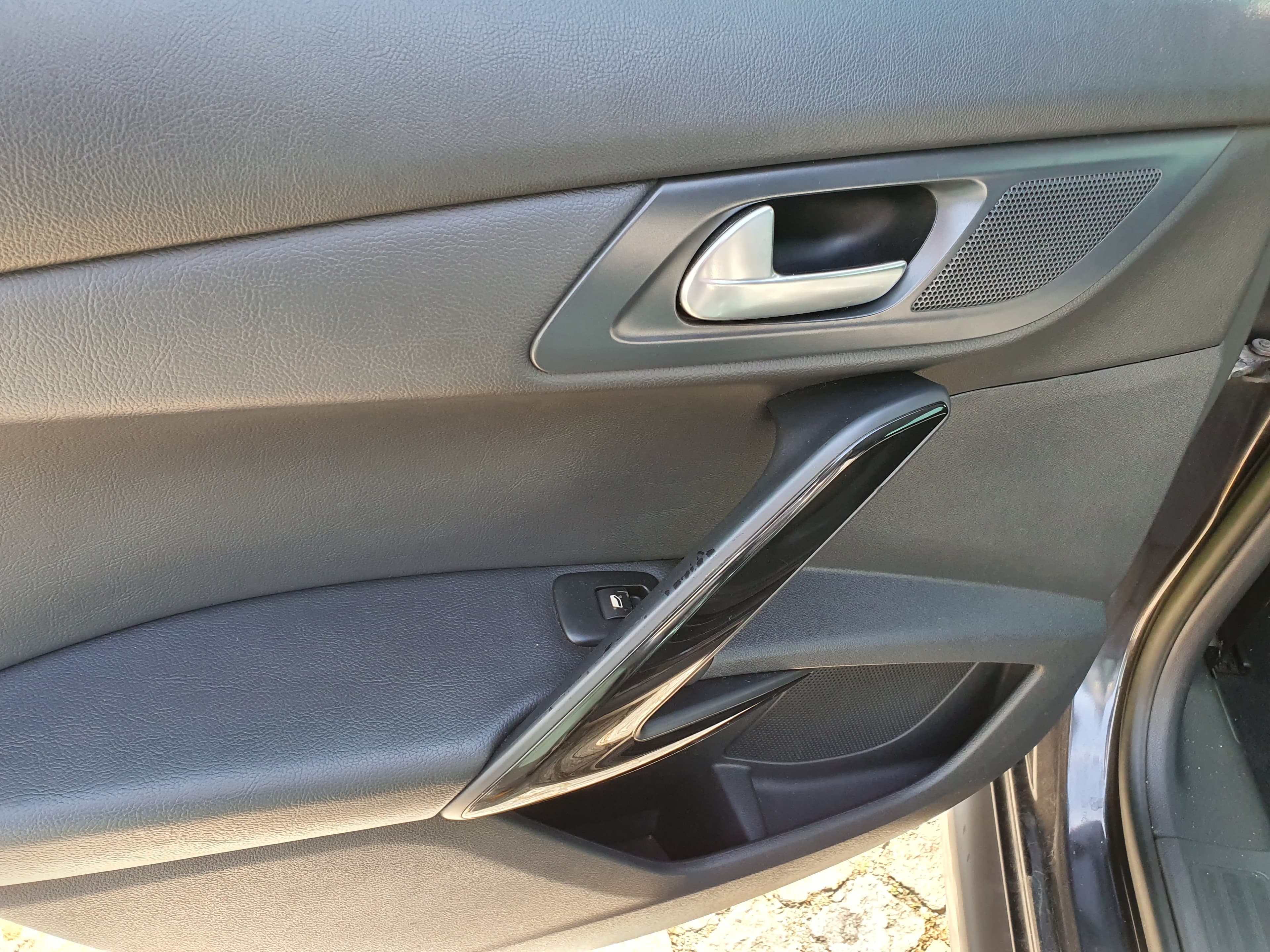 Peugeot 508 Hybrid · Ano 2012 — imagem 25