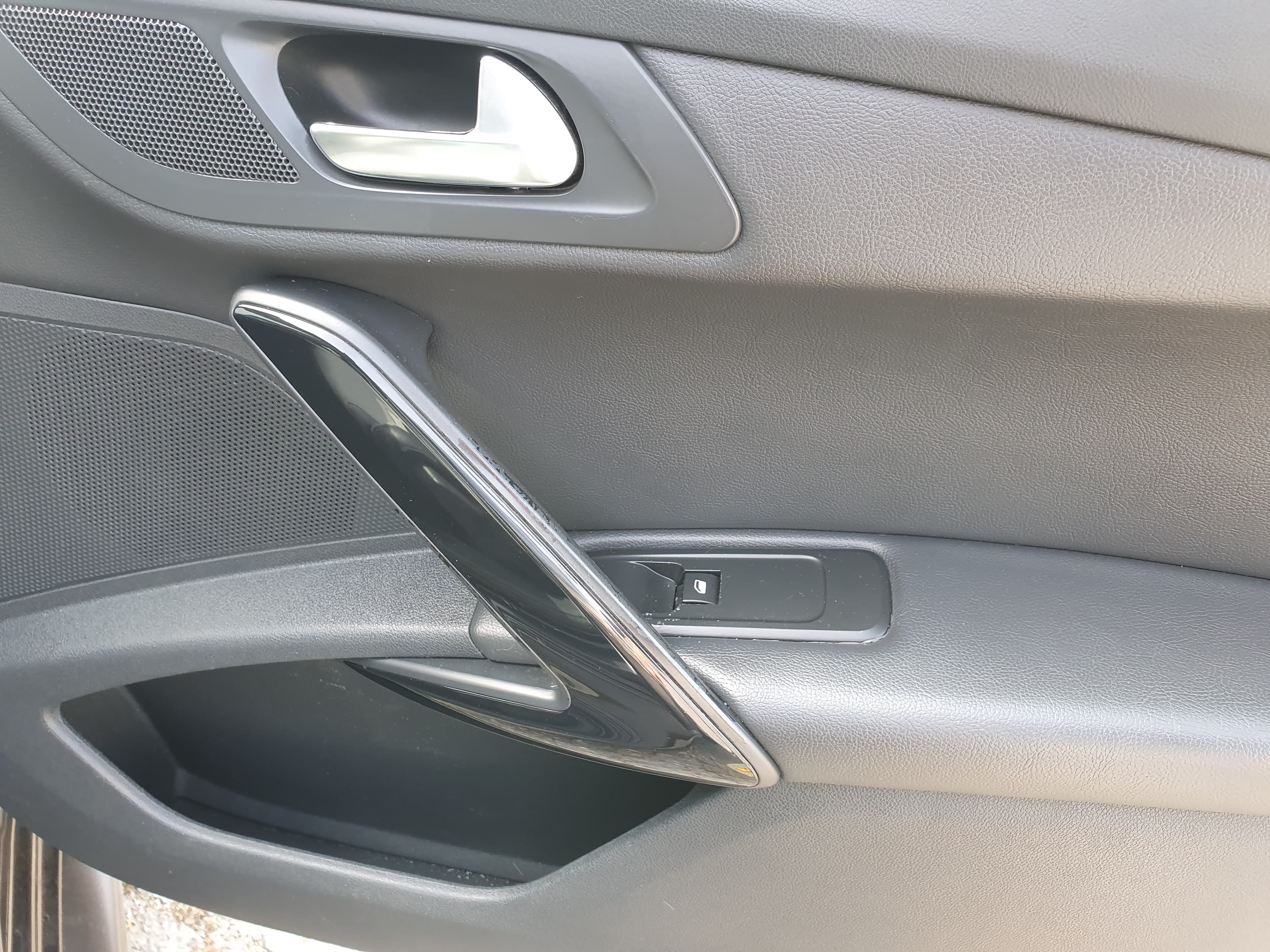 Peugeot 508 Hybrid · Ano 2012 — imagem 22