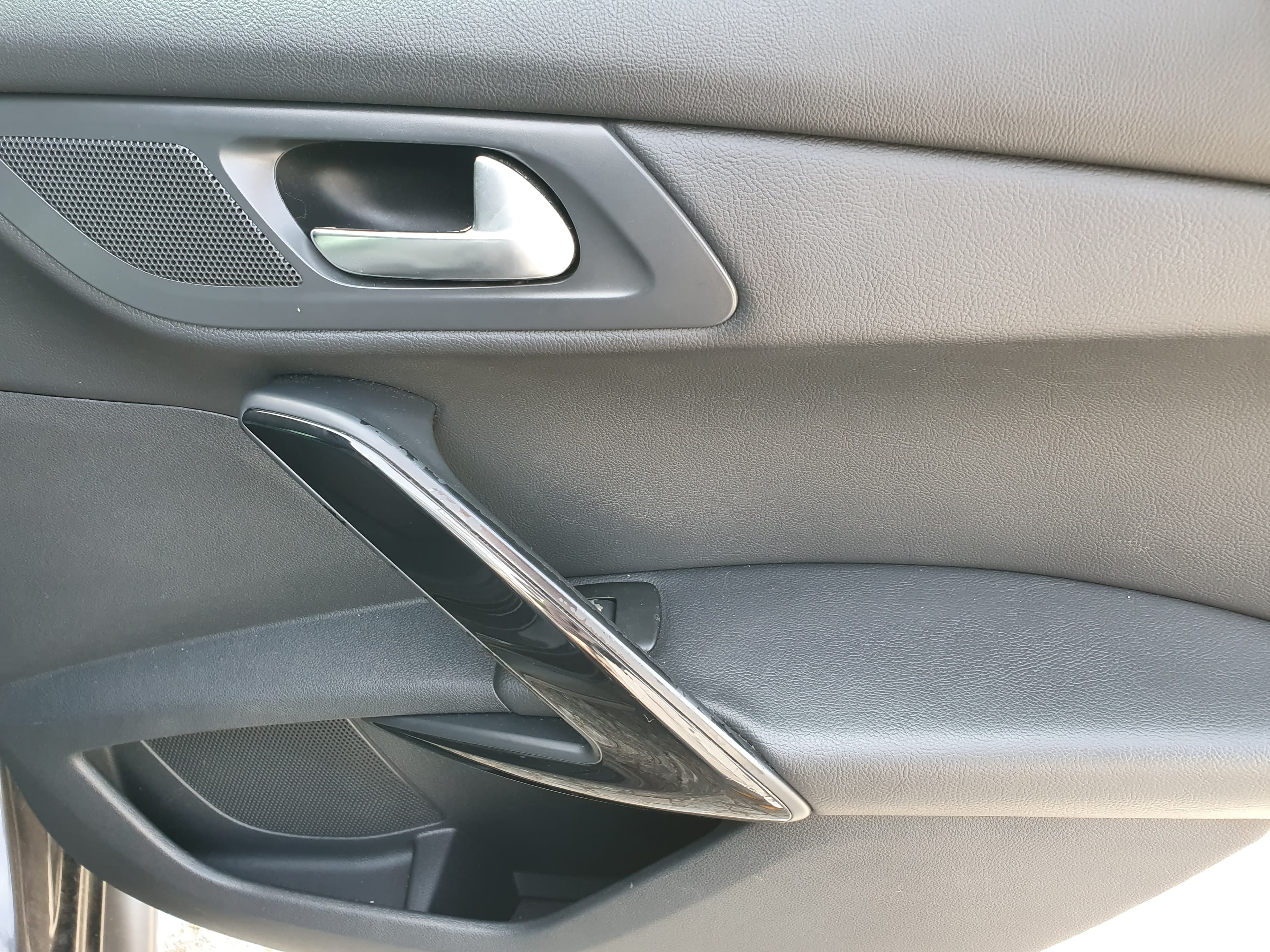 Peugeot 508 Hybrid · Ano 2012 — imagem 24