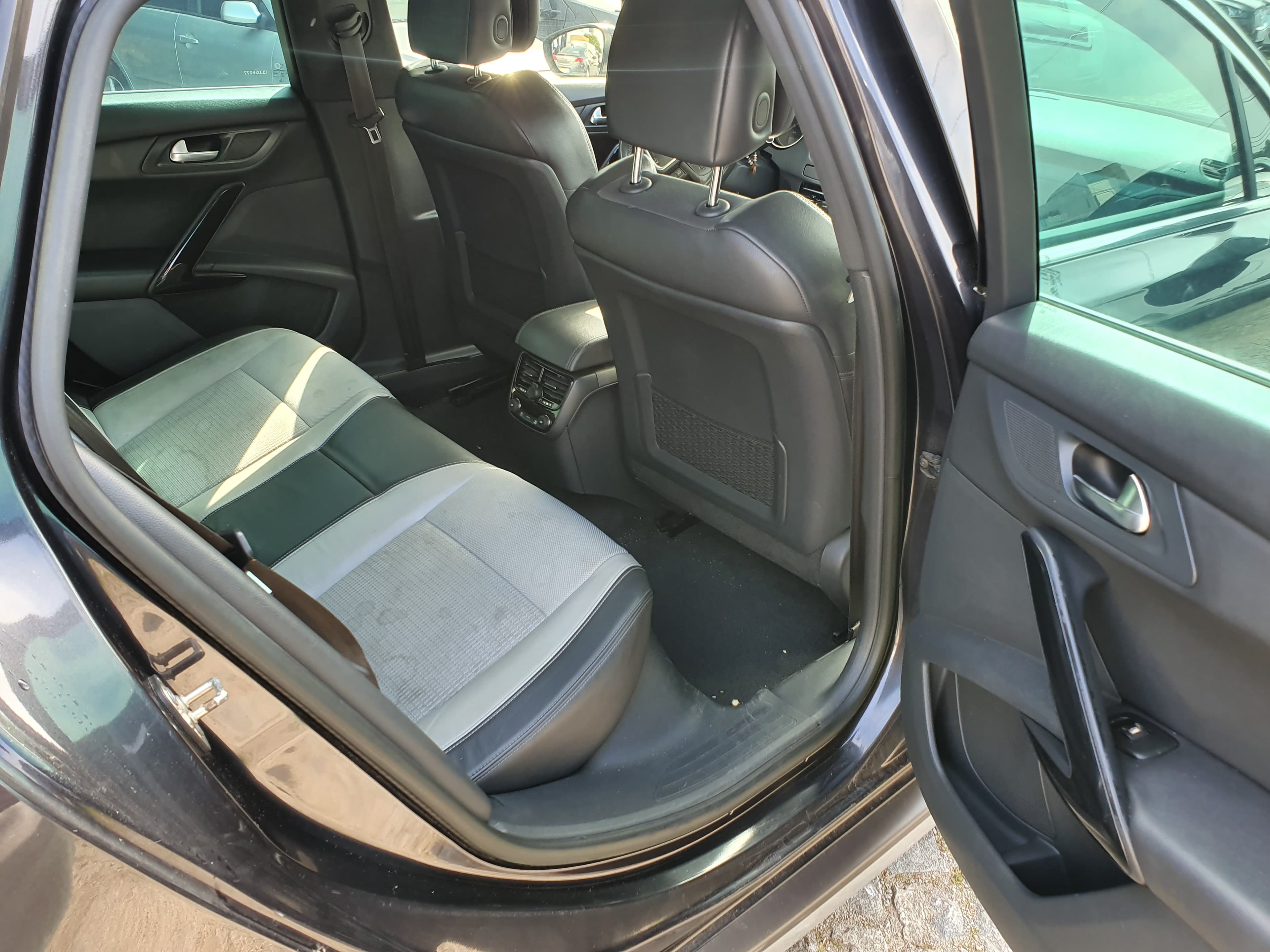 Peugeot 508 Hybrid · Ano 2012 — imagem 23