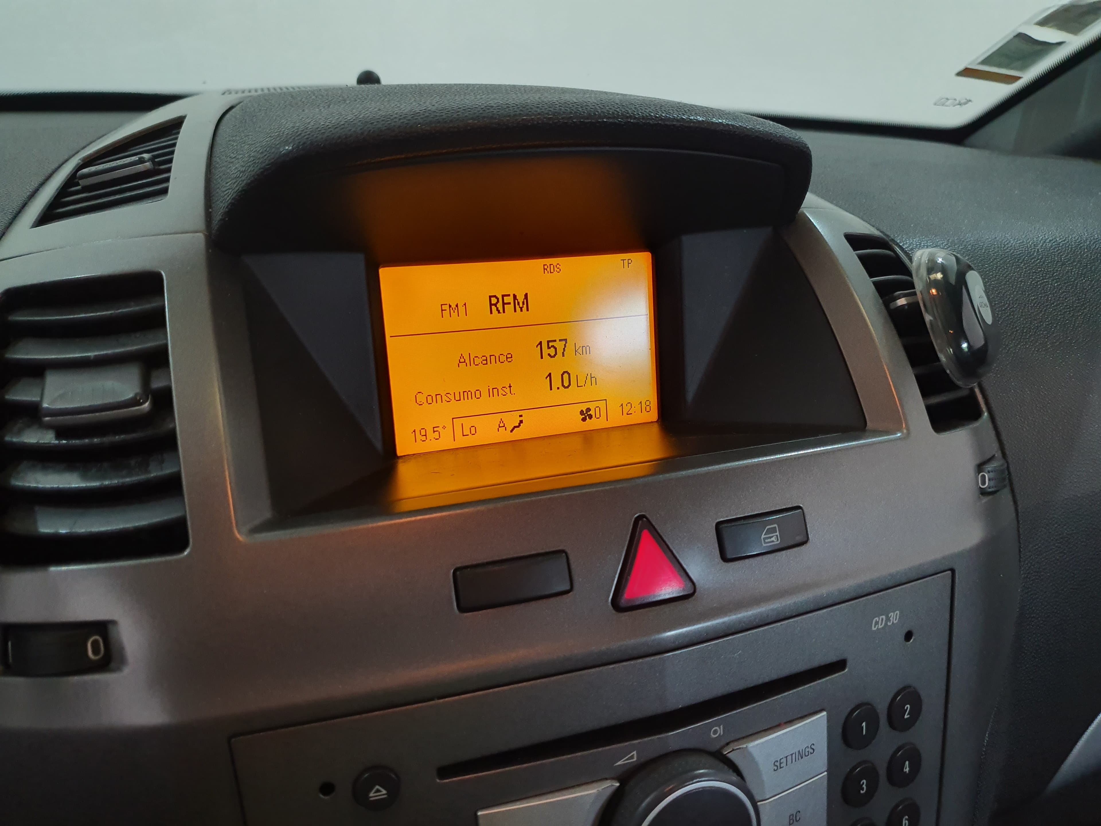Opel Zafira · Ano 2006 — imagen 39
