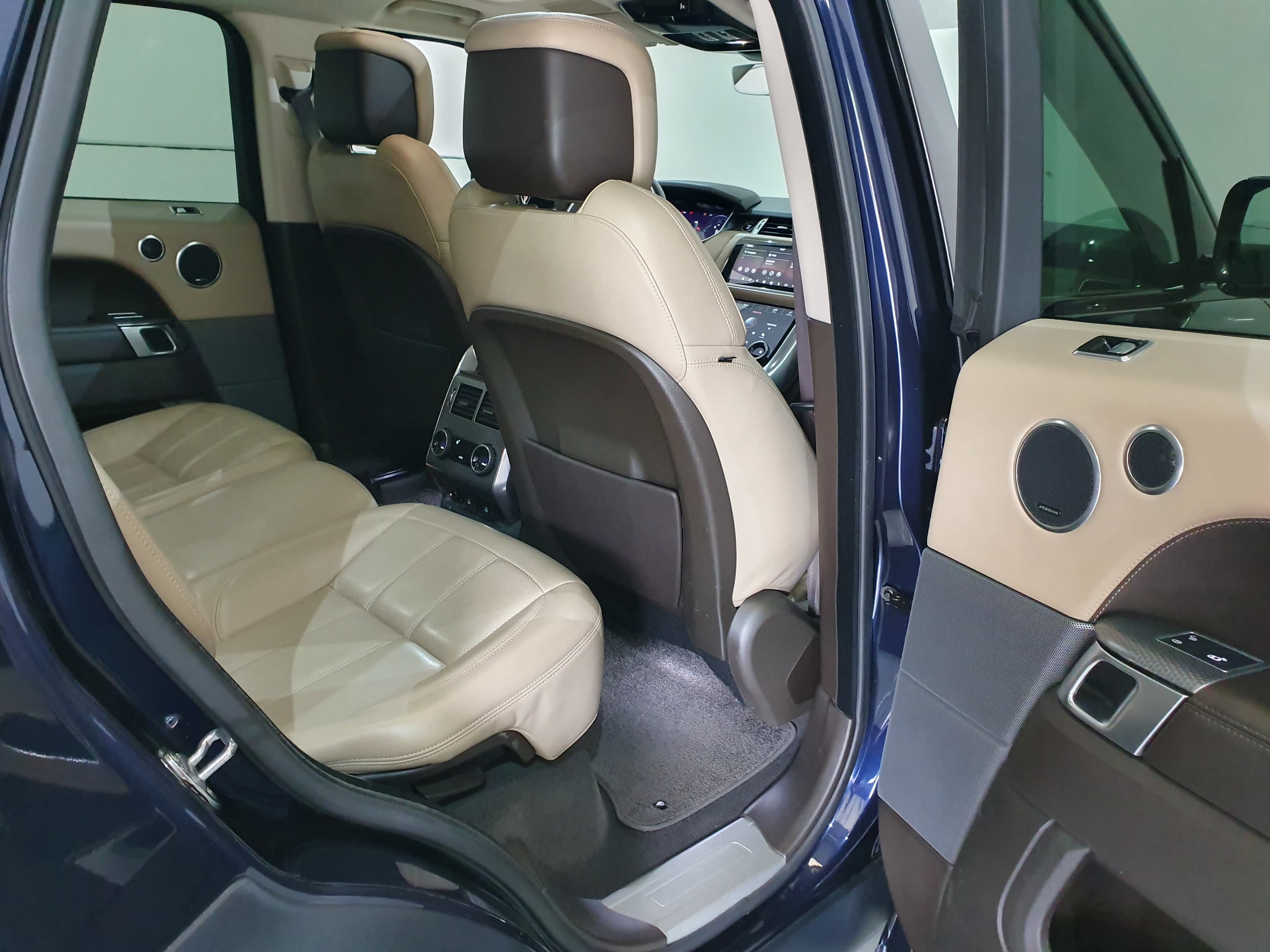 Land Rover Ranger Rover Sport 2.0 Si4 PHEV HSE · Ano 2019 — imagem 24