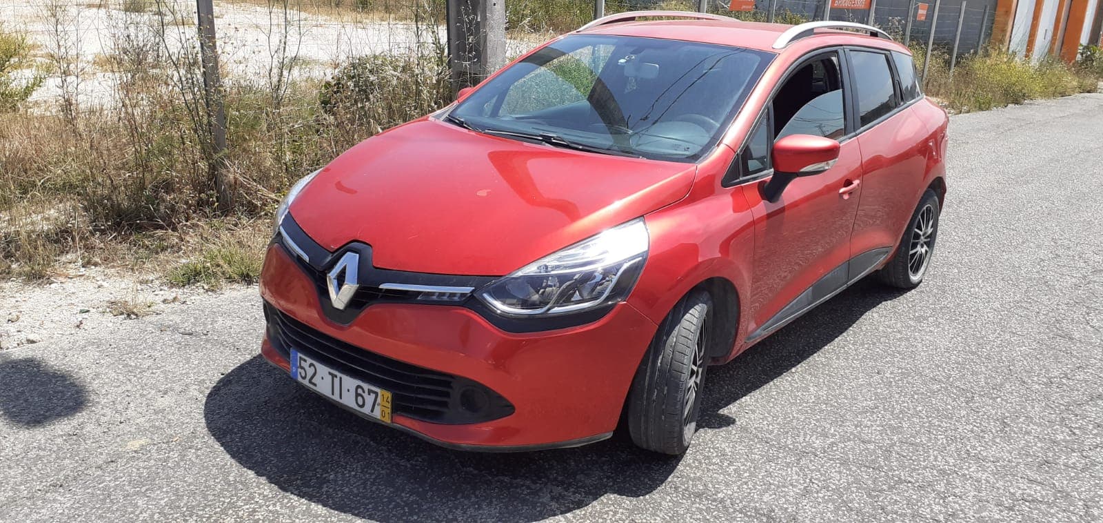 Renault Clio 1.5 DCI · Ano 2014 — imagem 1