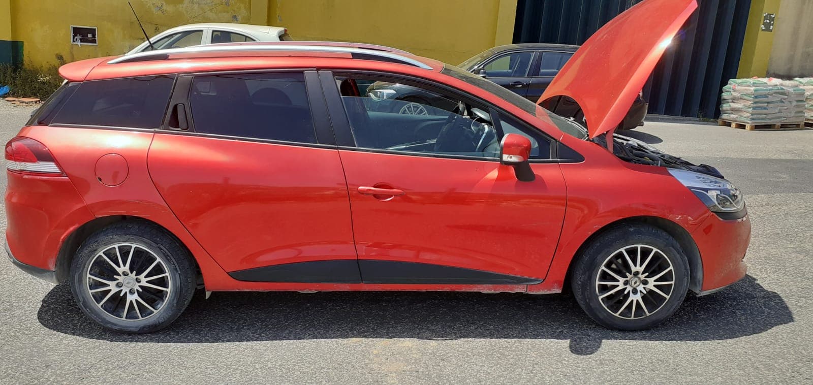 Renault Clio 1.5 DCI · Ano 2014 — imagem 5