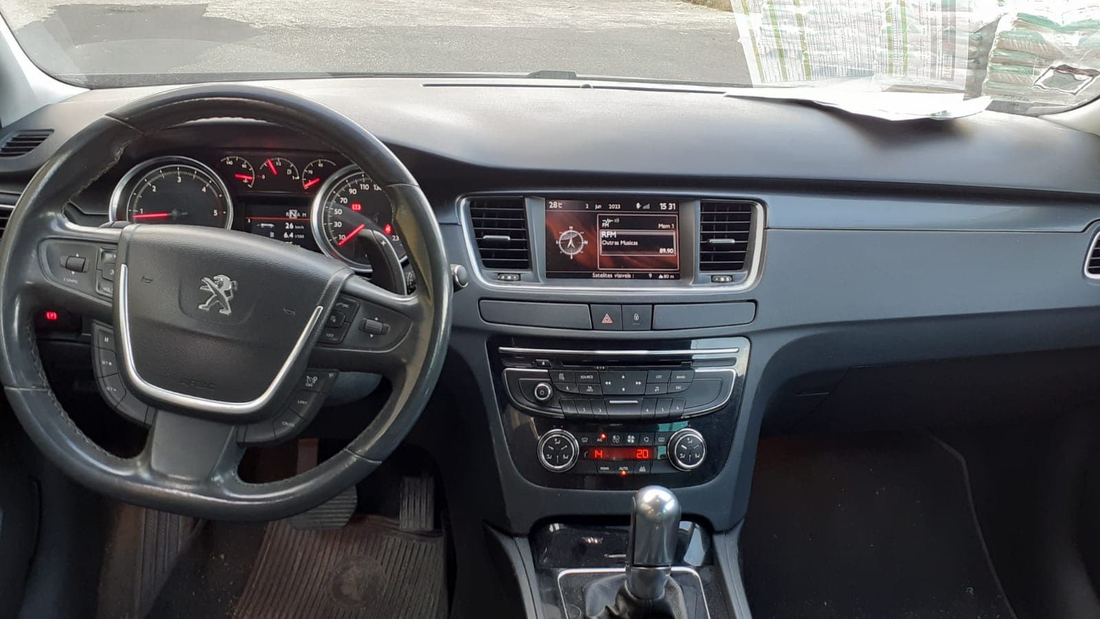 Peugeot 508 1.6 HDI · Ano 2011 — imagem 22