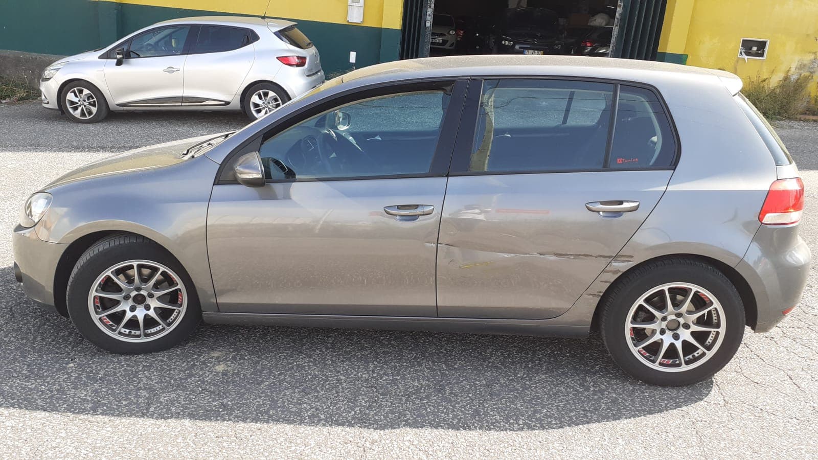 Volkswagen Golf 2.0 TDI · Ano 2009 — image 12