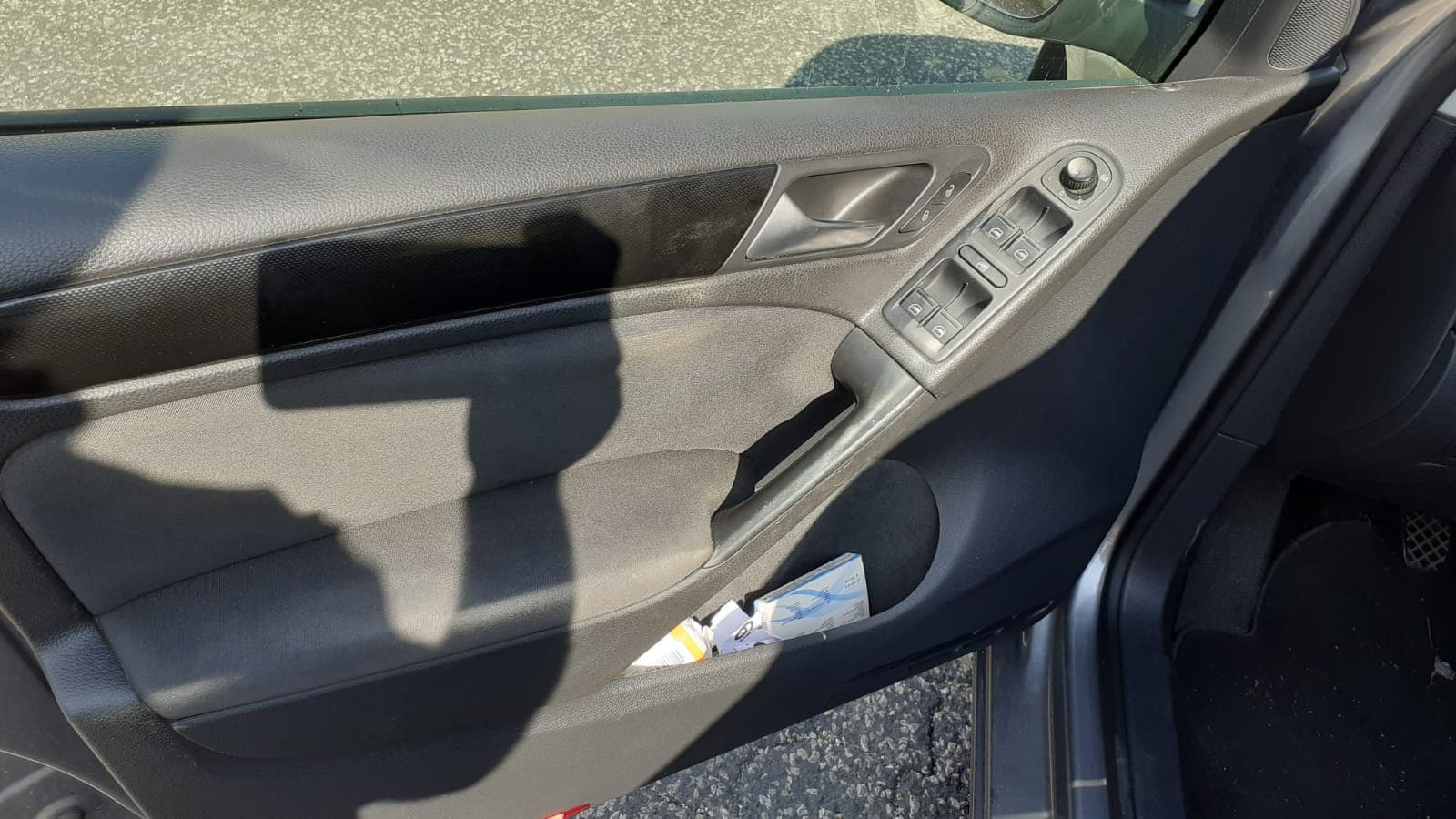 Volkswagen Golf 2.0 TDI · Ano 2009 — image 19