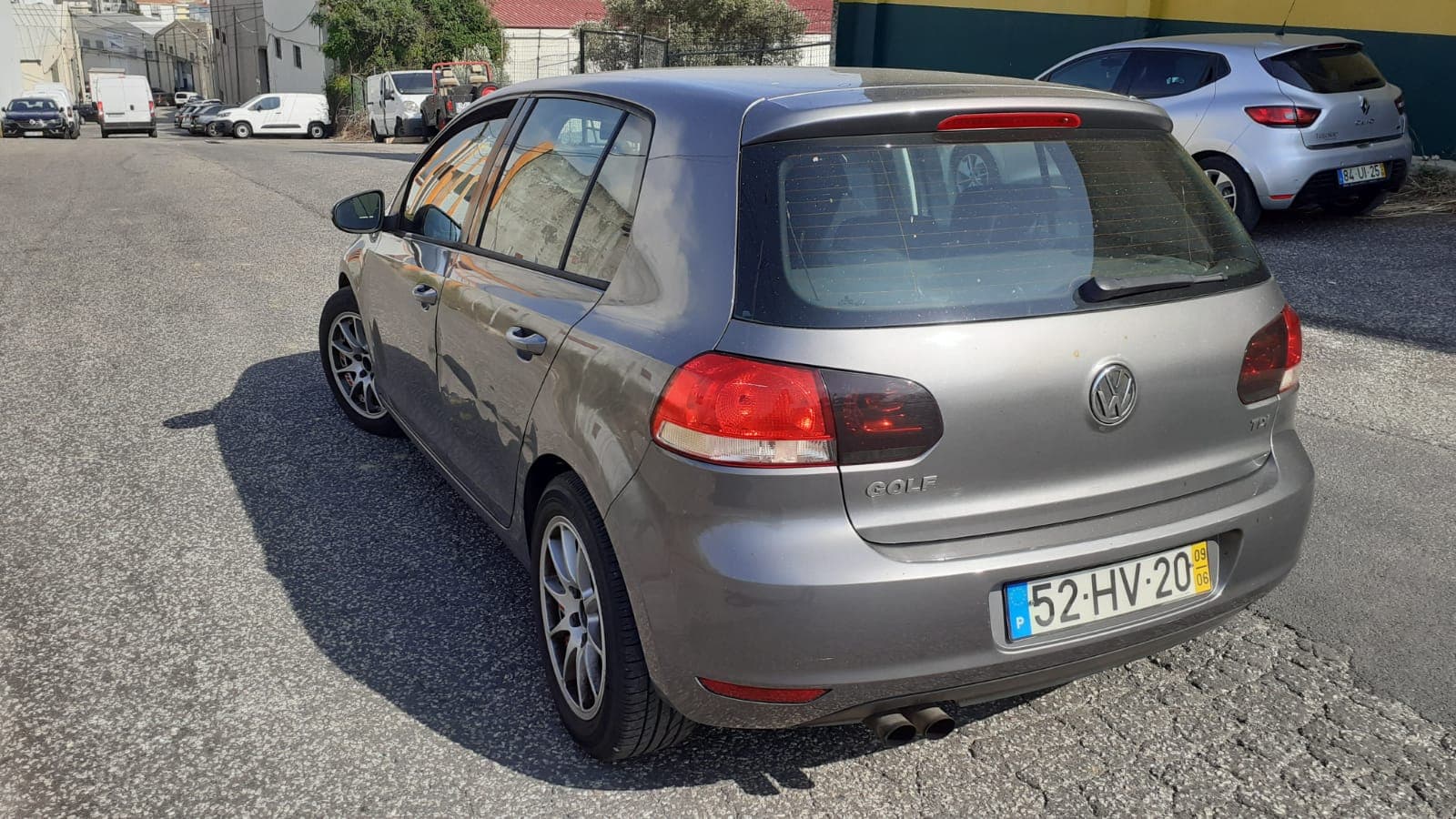 Volkswagen Golf 2.0 TDI · Ano 2009 — image 10