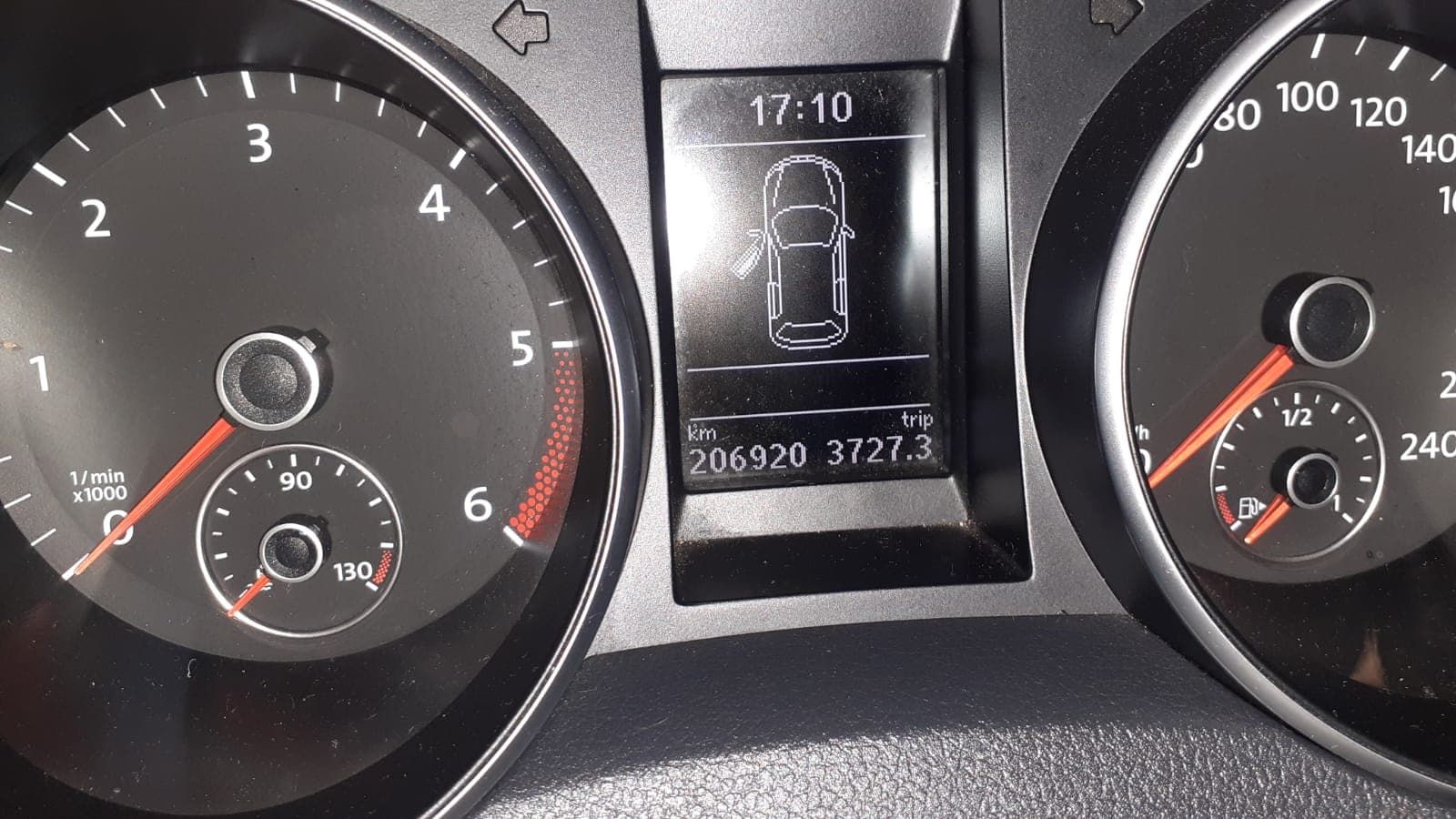 Volkswagen Golf 2.0 TDI · Ano 2009 — image 18