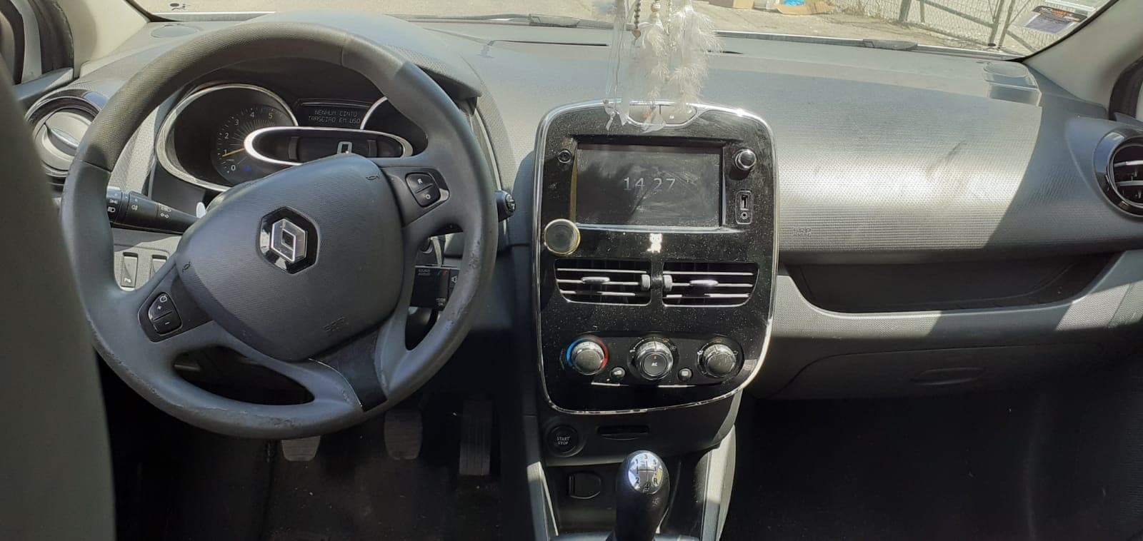 Renault Clio 1.5 DCI · Año 2014 — imagen 19