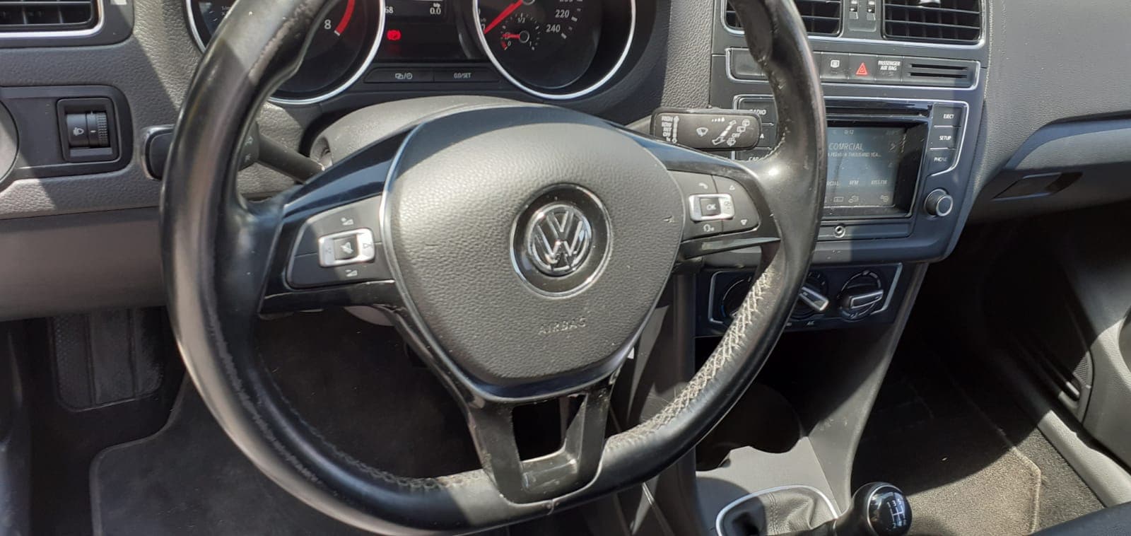 Volkswagen Polo 1.0 · Ano 2015 — imagem 21