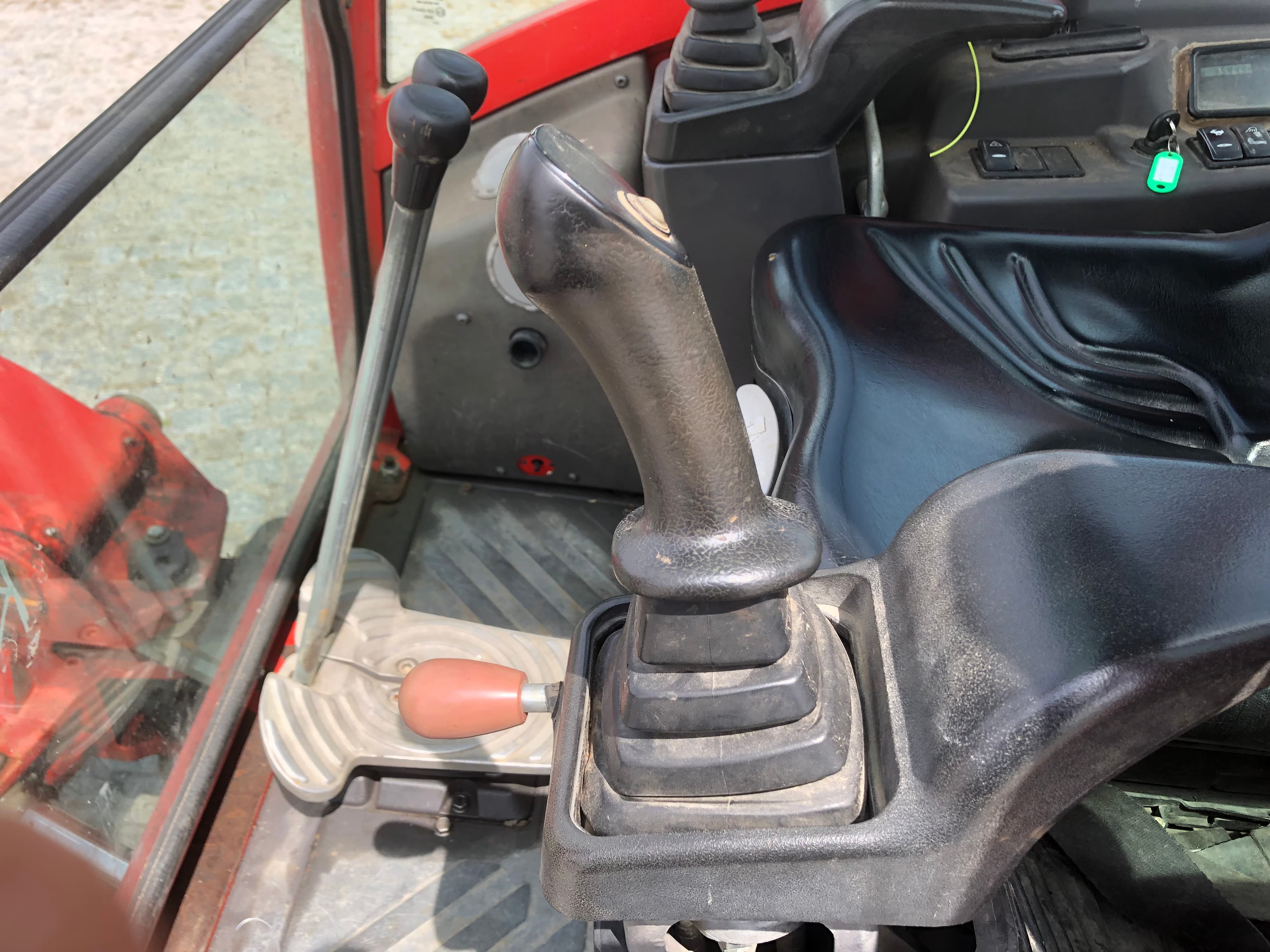 Mini Giratória Volvo ECR 25D · Ano 2014 — imagem 21