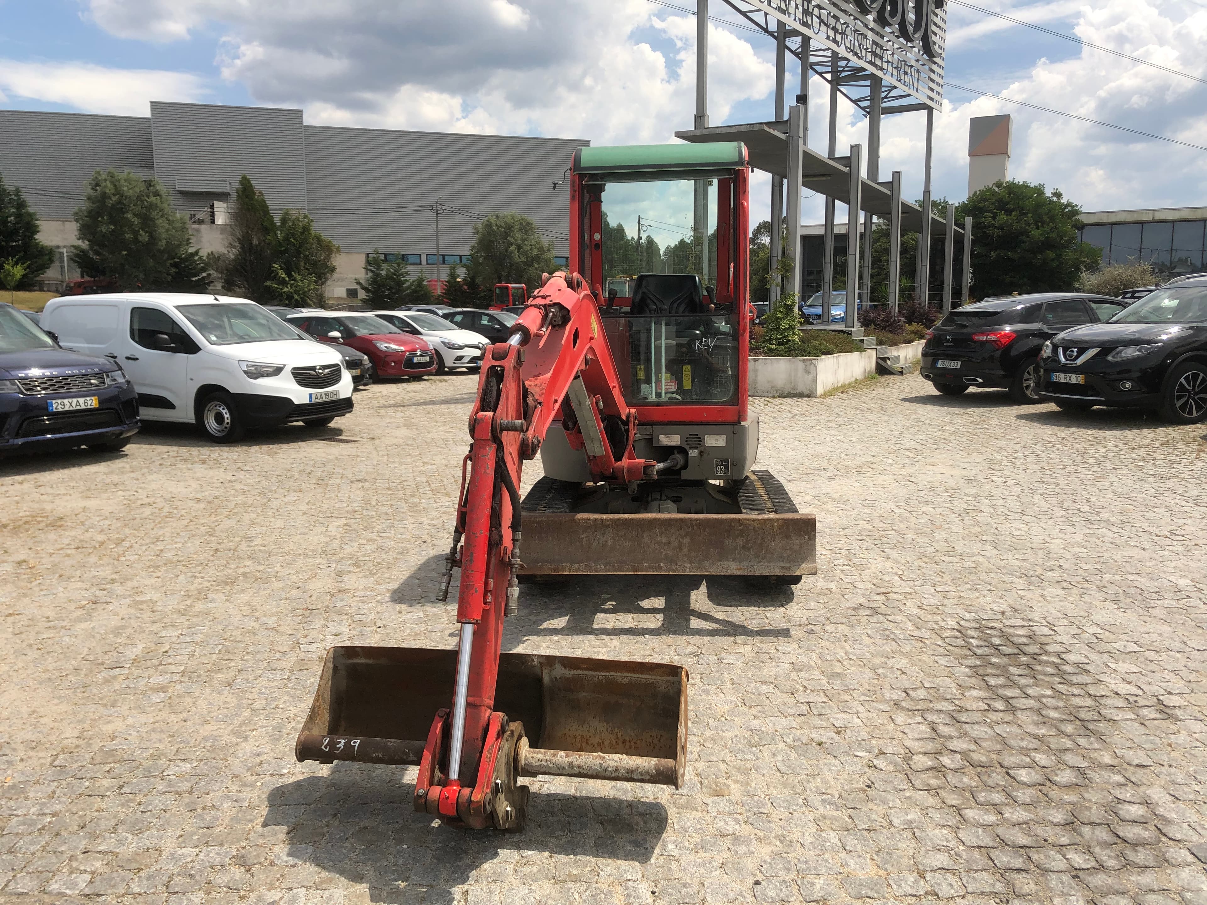 Mini Giratória Volvo ECR 25D · Ano 2014 — imagem 2