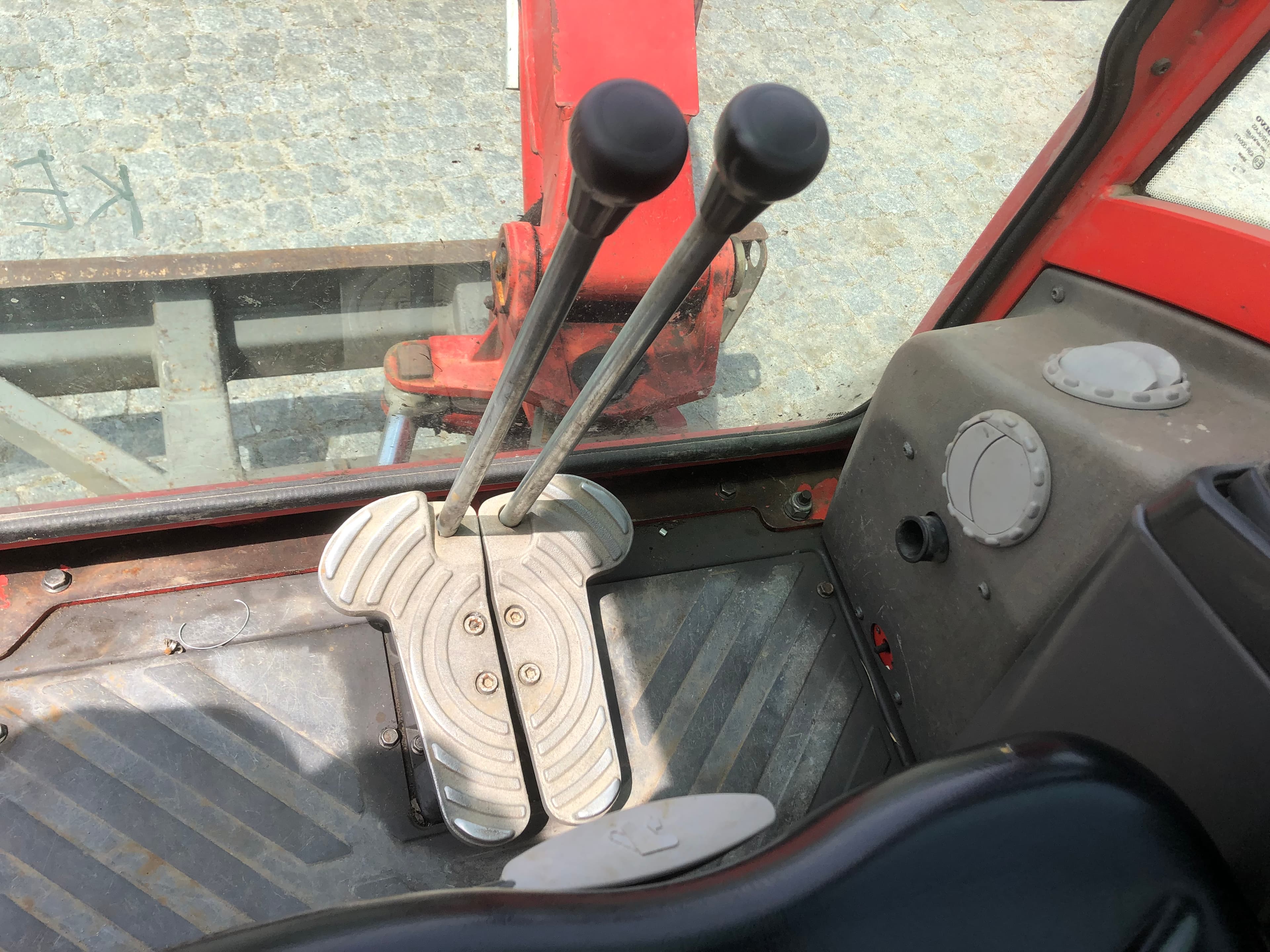 Mini Giratória Volvo ECR 25D · Ano 2014 — imagem 15