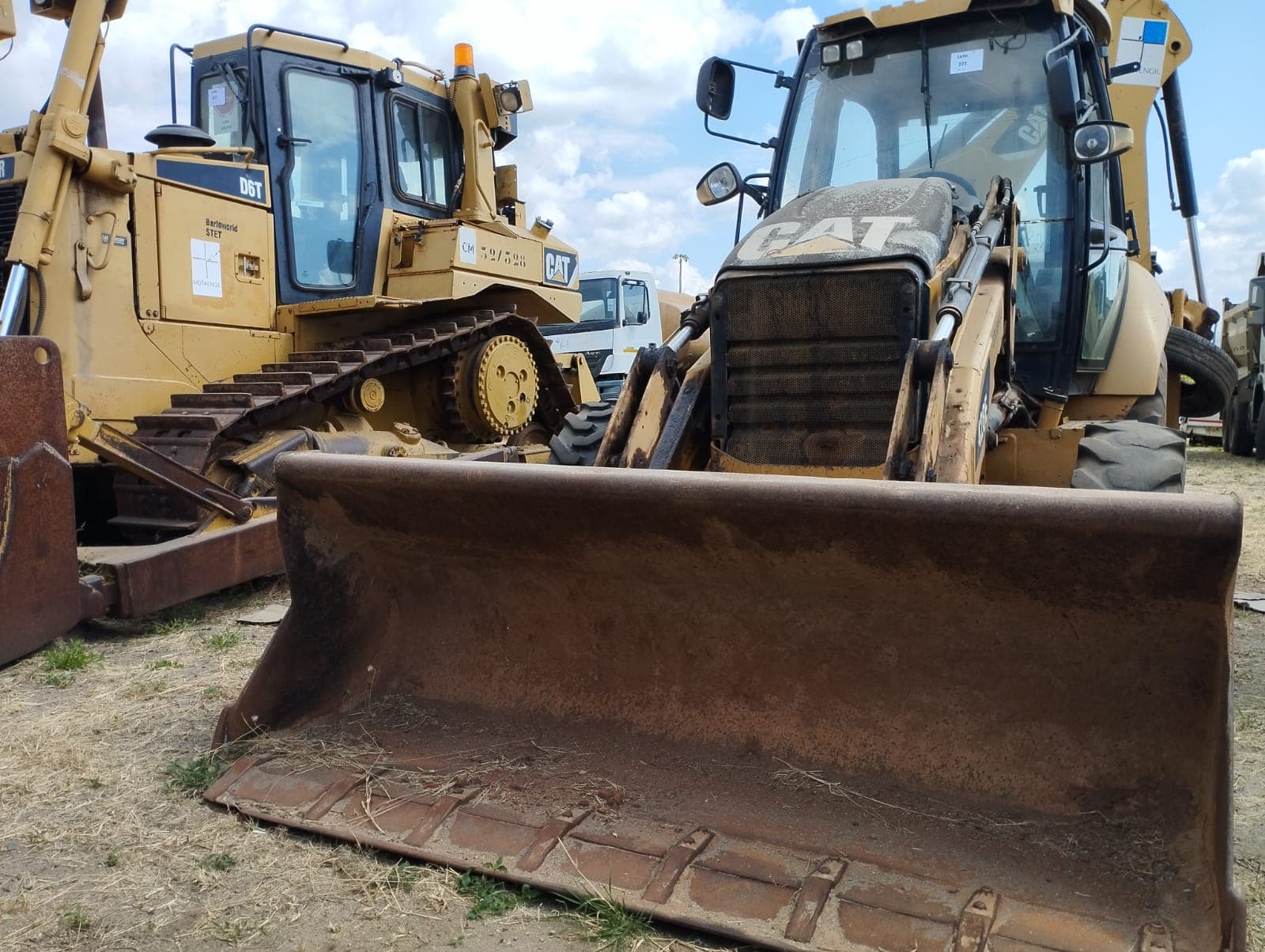 Backhoe Loader 11T — imagen 3
