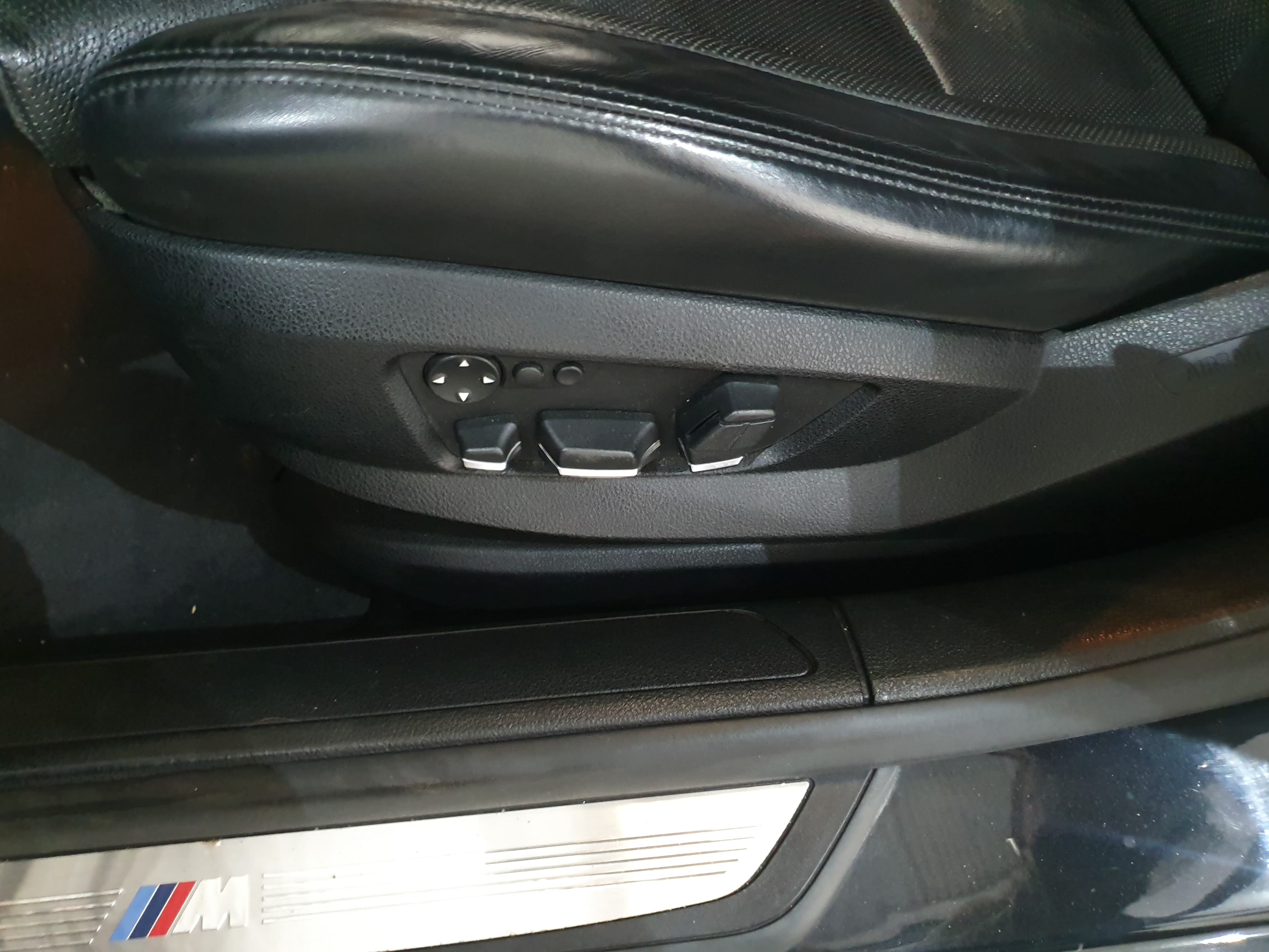 BMW 740D · Ano 2010 — imagem 20