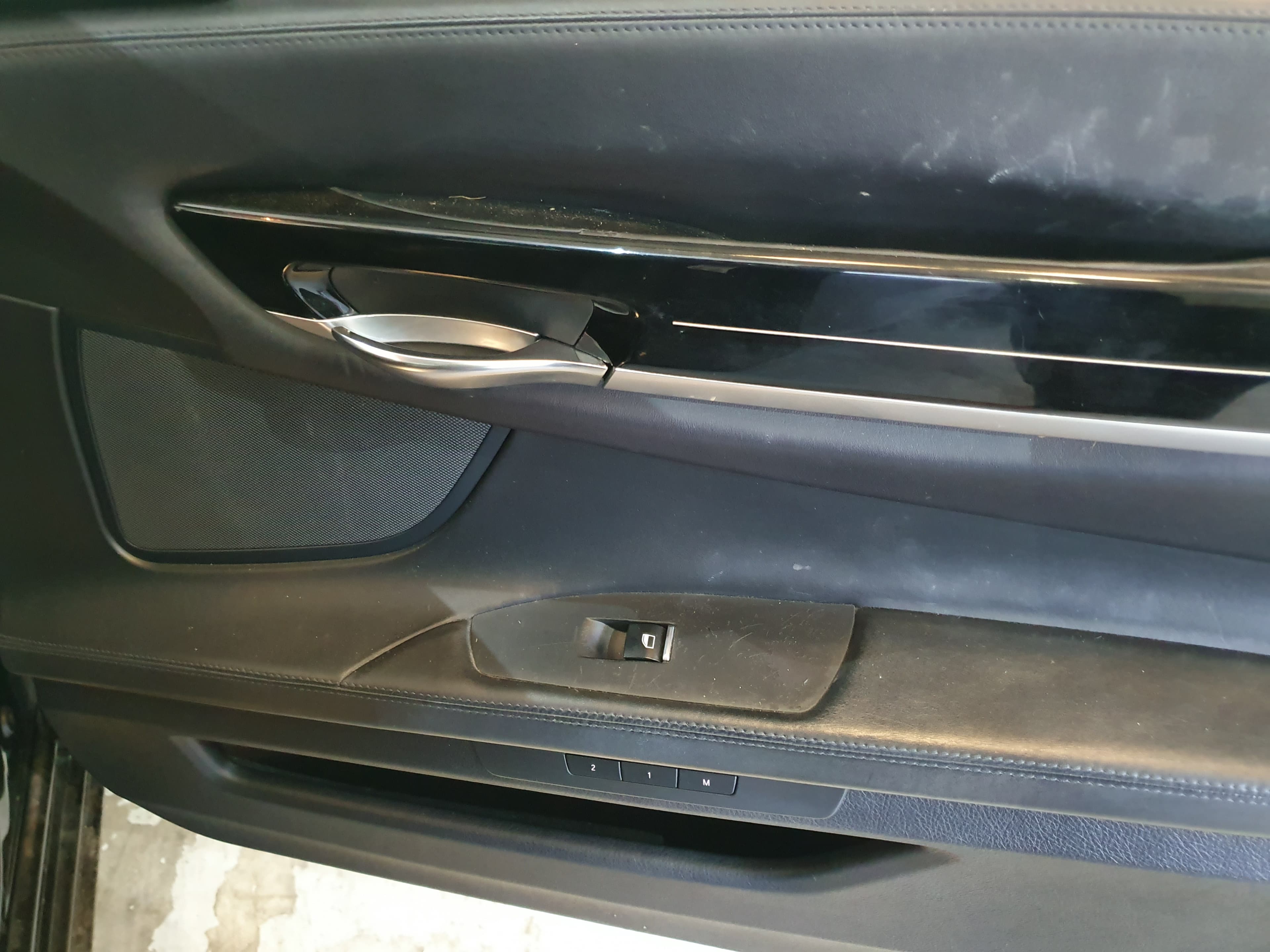 BMW 740D · Ano 2010 — imagem 25