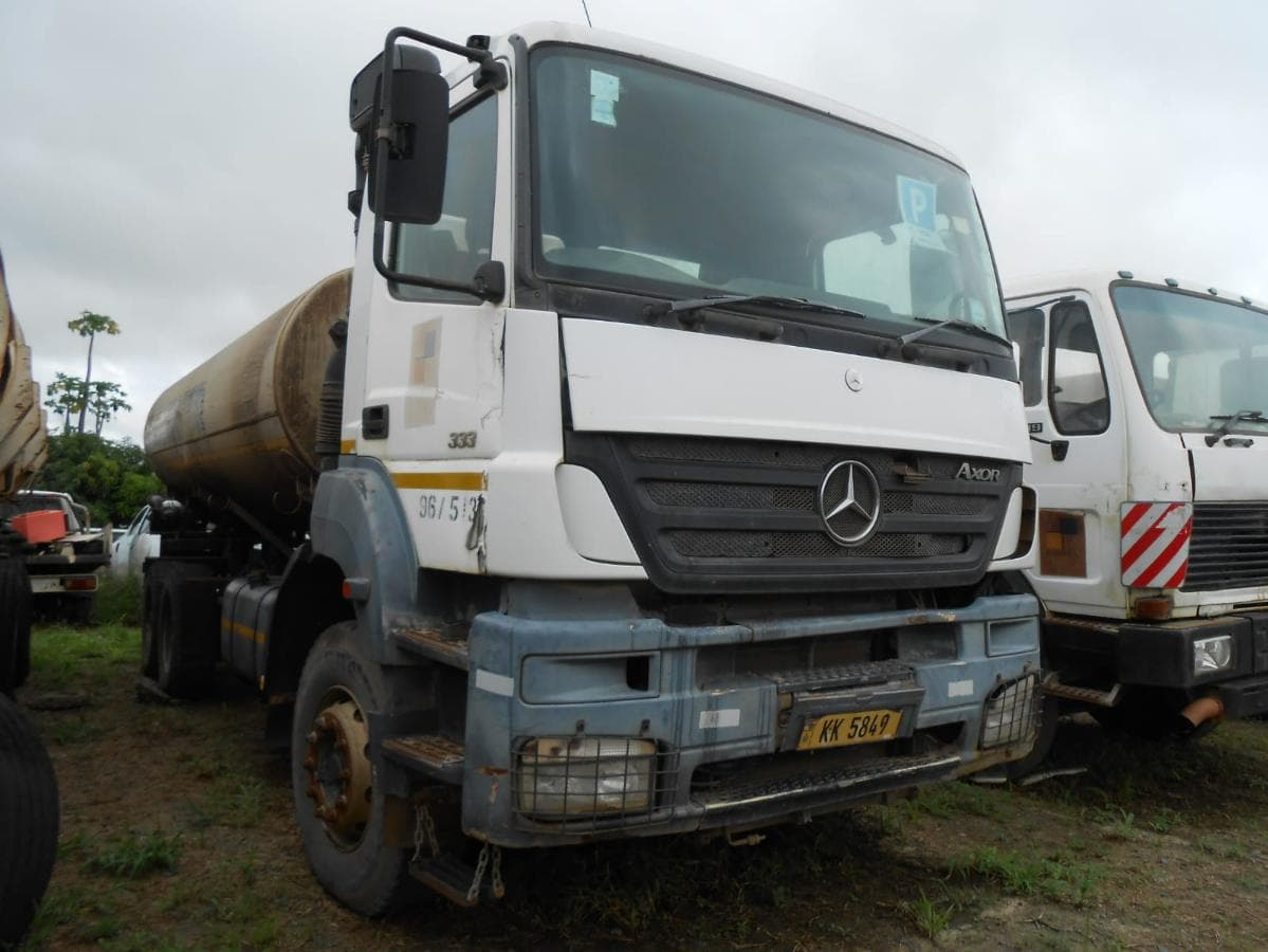 Mercedes Benz — imagen 1