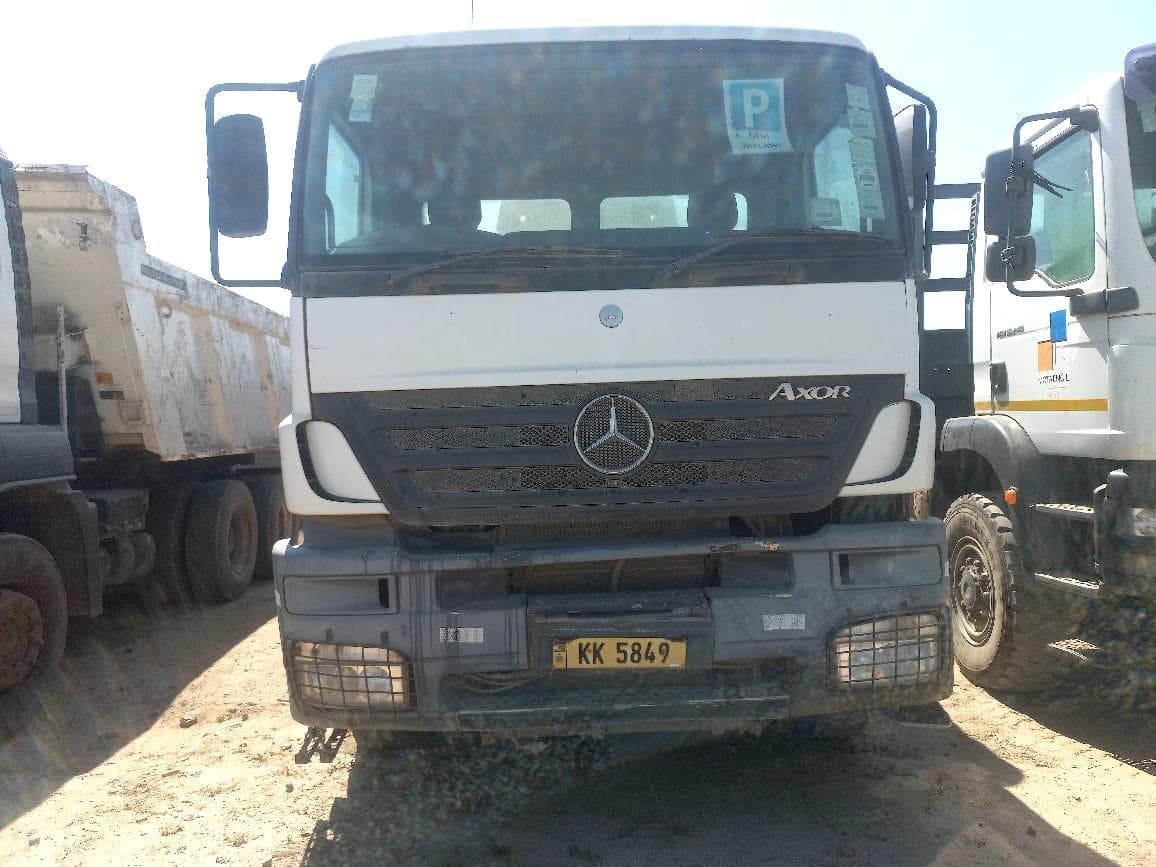 Mercedes Benz — imagen 9