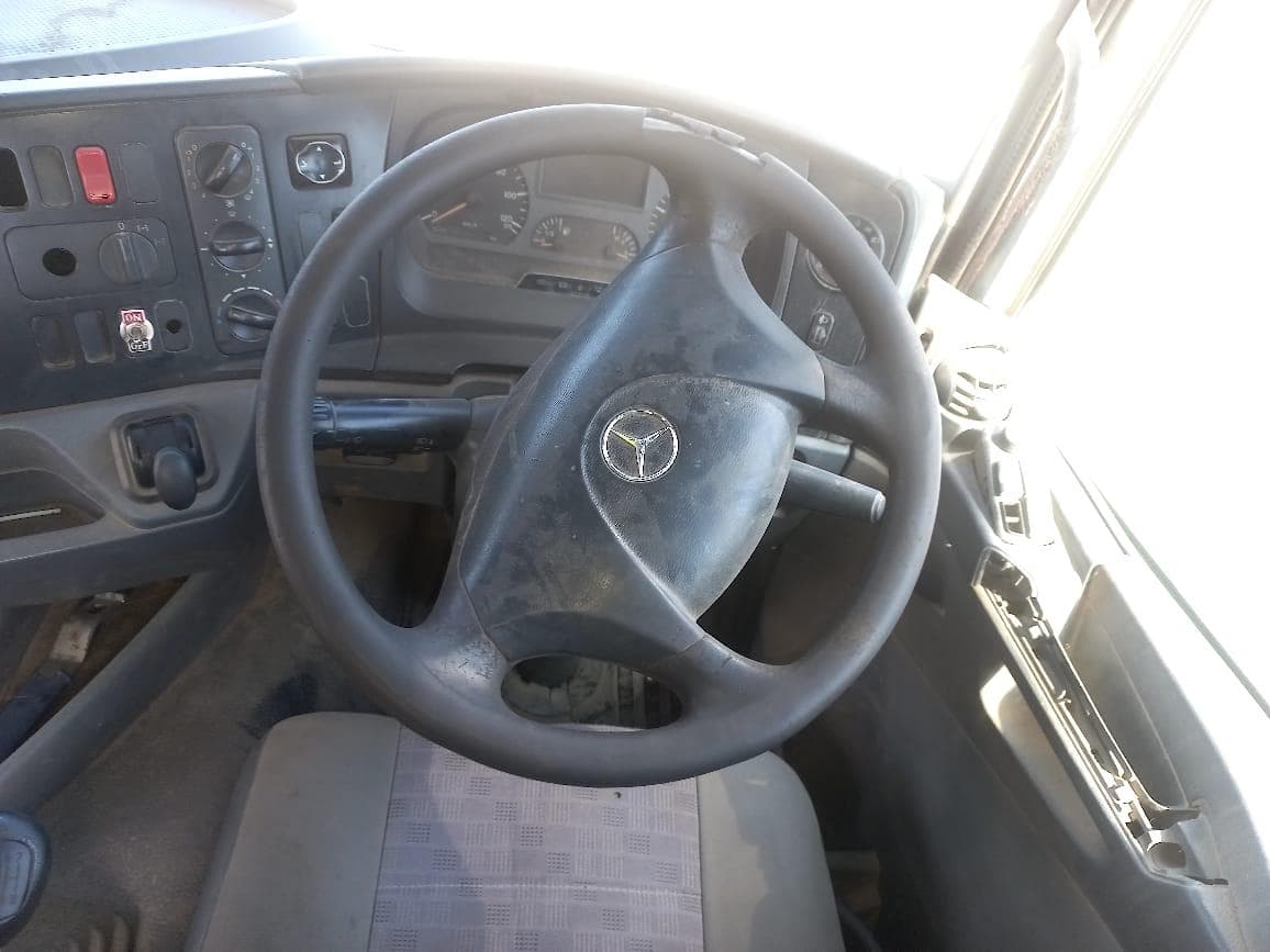 Mercedes Benz — imagen 3