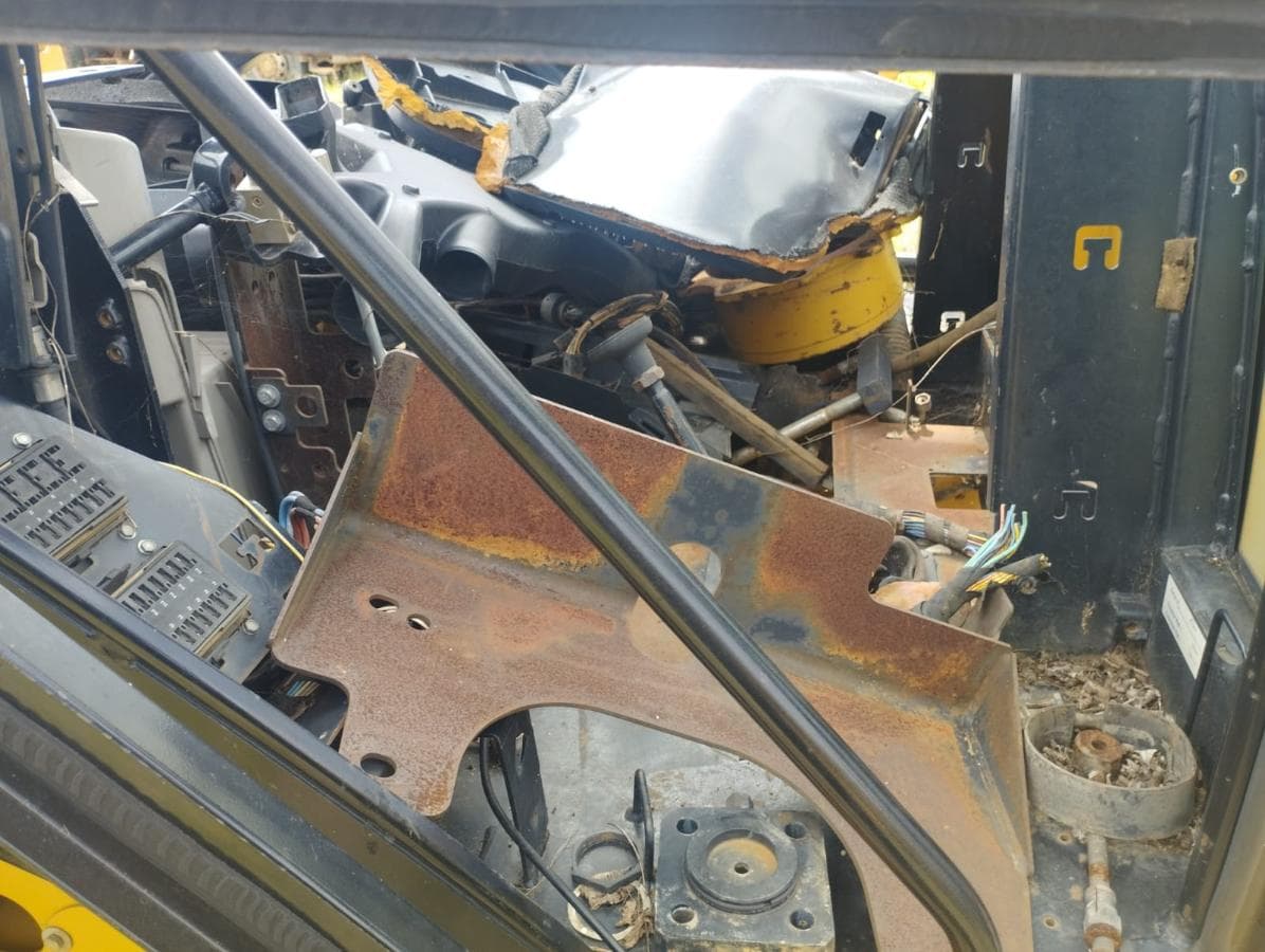 Backhoe Loader — image 4