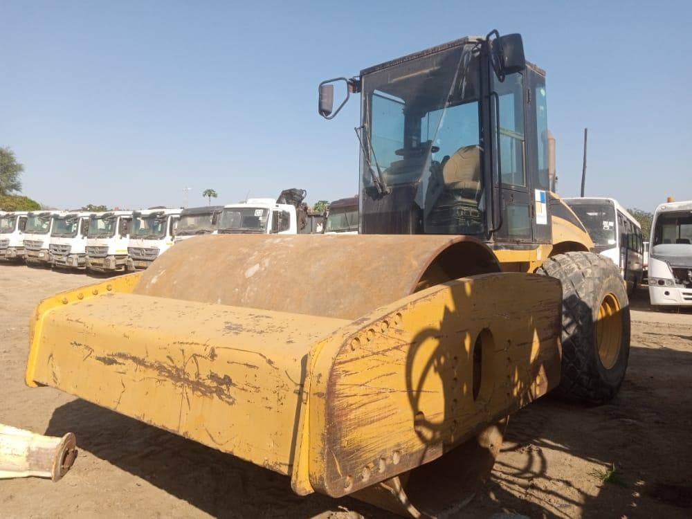 Drum Roller 17t, Caterpillar — image 9