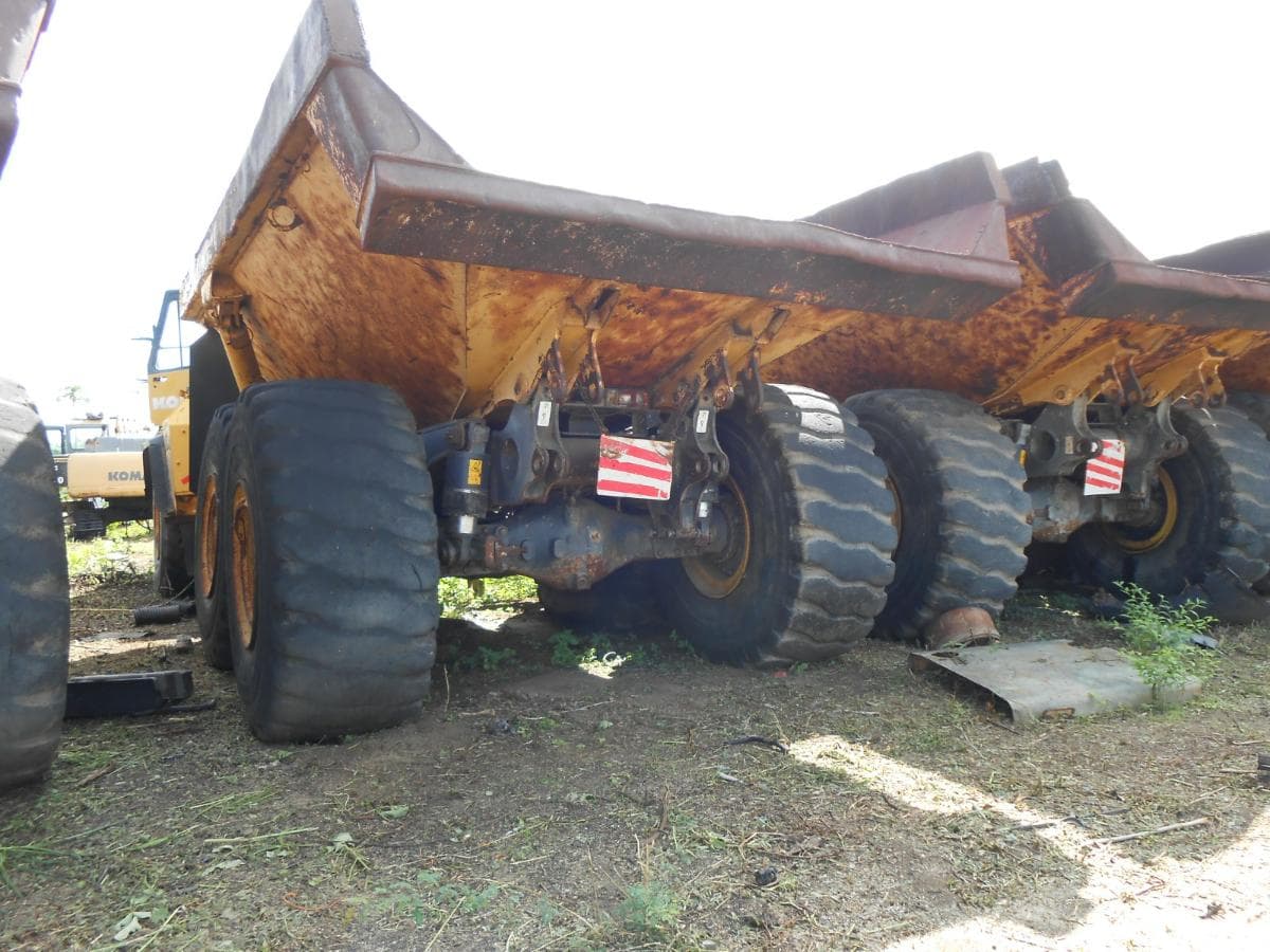 Dump Truck 40t, Komatsu — image 2