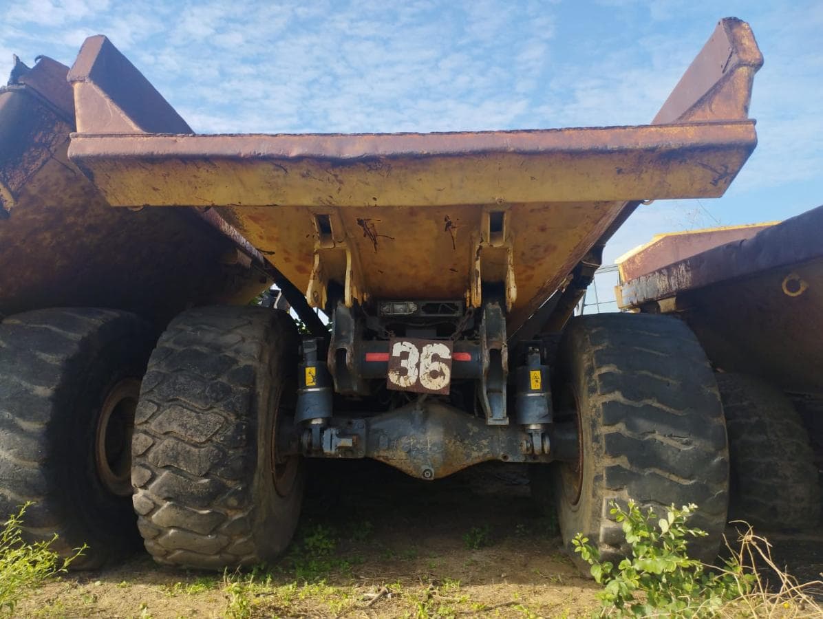 Dump Truck 40t, Komatsu — image 5
