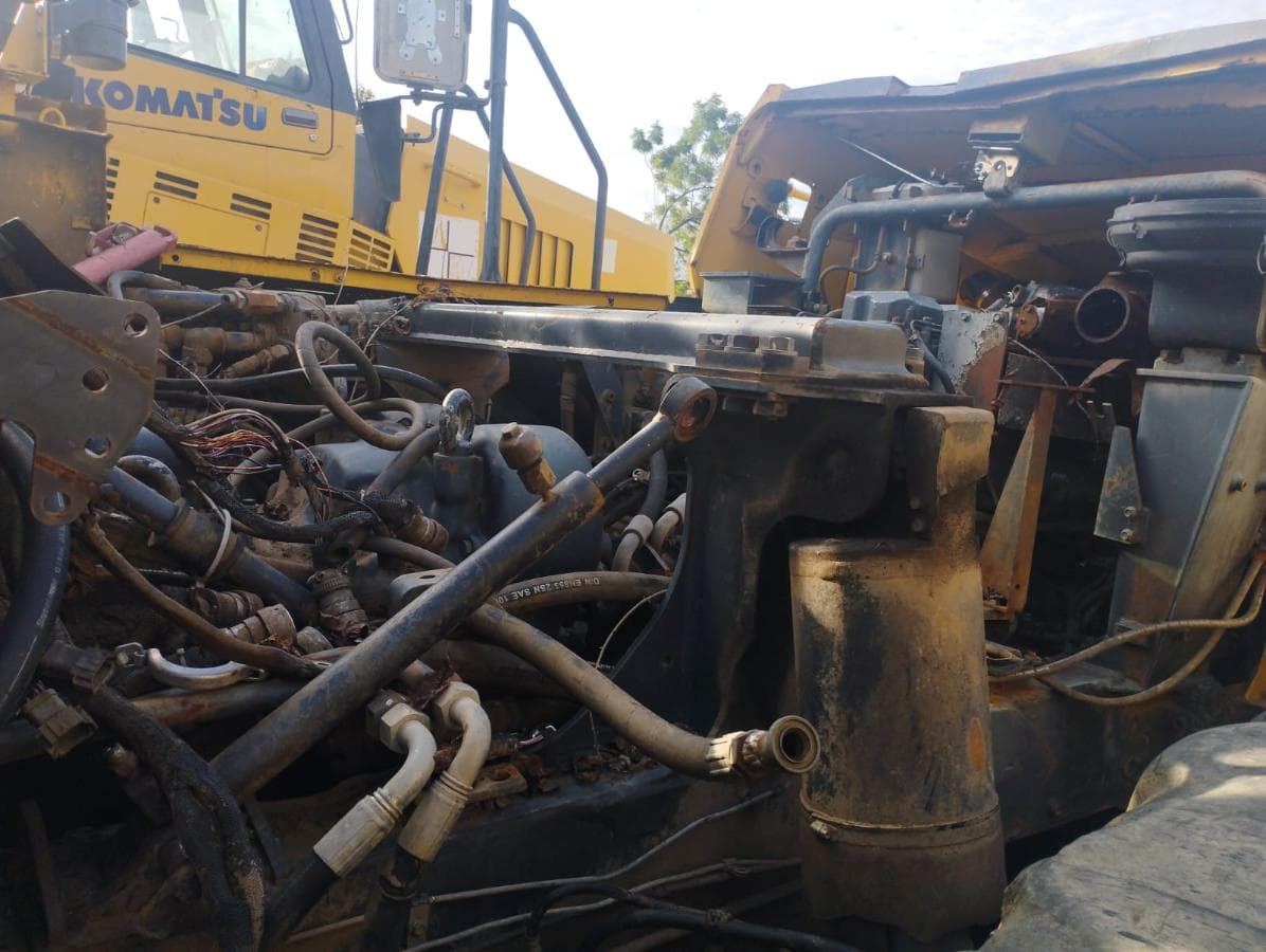 Dump Truck 40t, Komatsu — image 3
