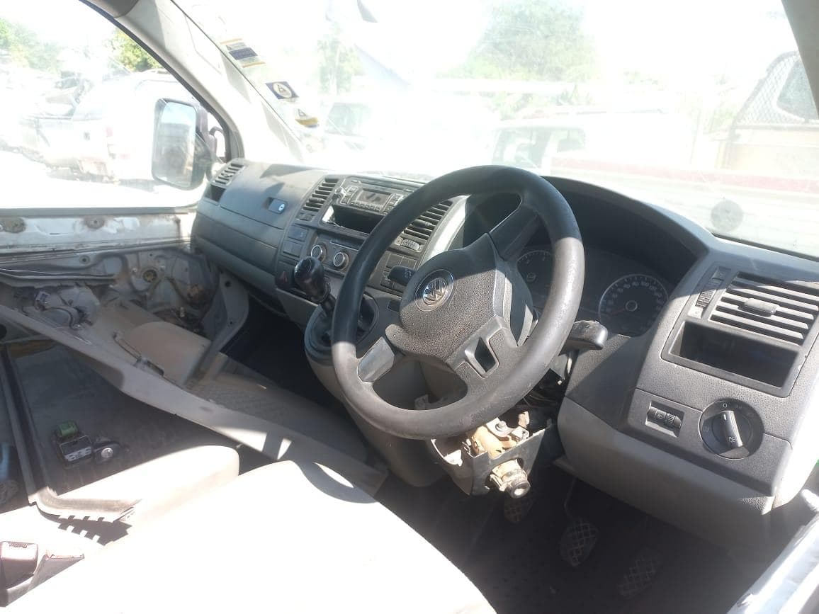 Double Cabin Van, VW — image 2