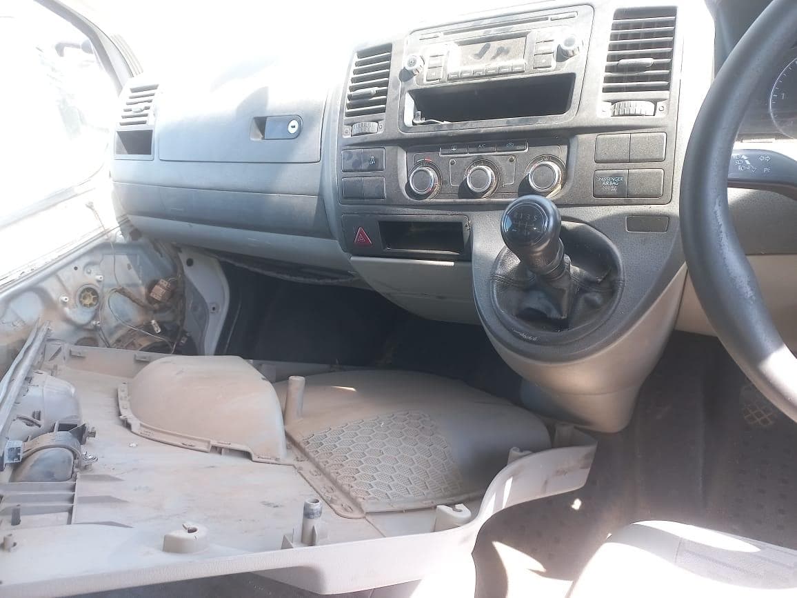 Double Cabin Van, VW — image 6