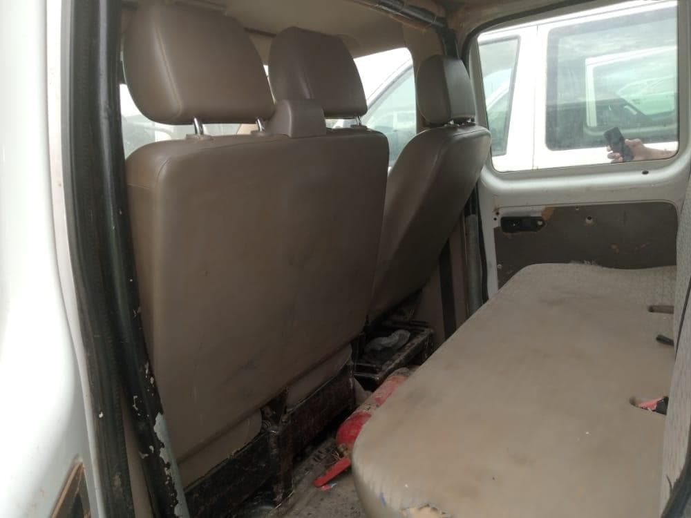 Double Cabin Van, VW — imagem 6