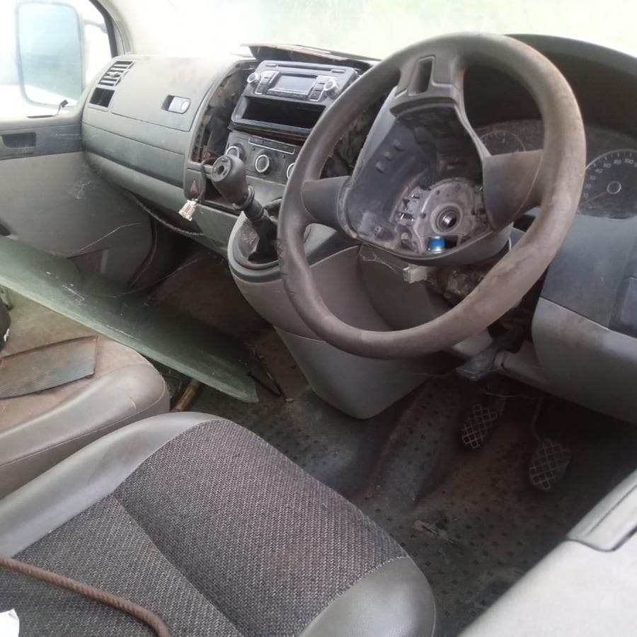 Double Cabin Van, VW — imagem 2