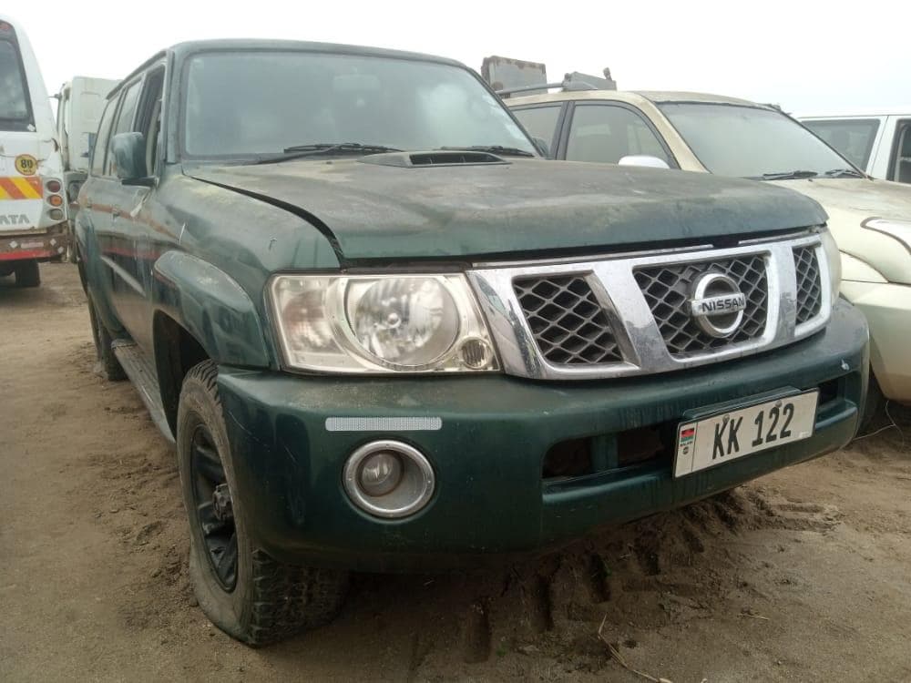 Jeep 4x4, Nissan — imagen 1