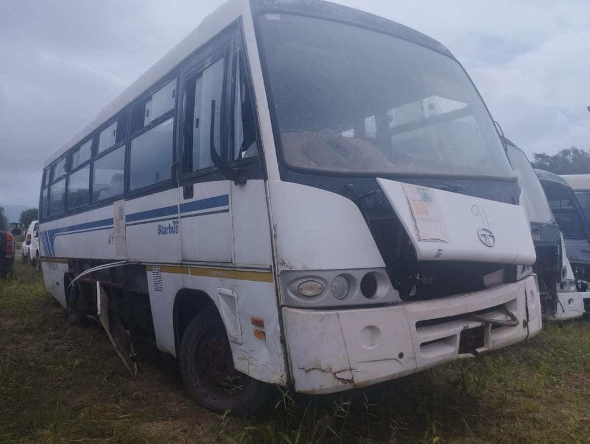 Mini-Bus, TATA — image 5