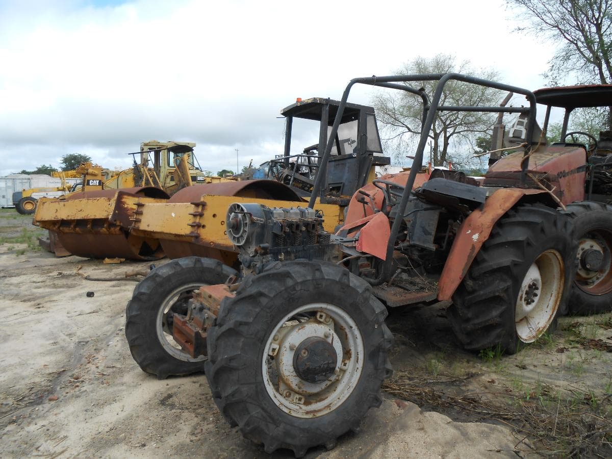 Agriculture Tractor — imagem 2