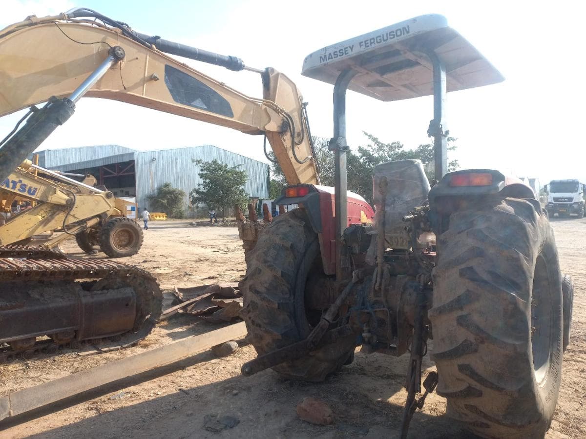 Agriculture Tractor — image 17