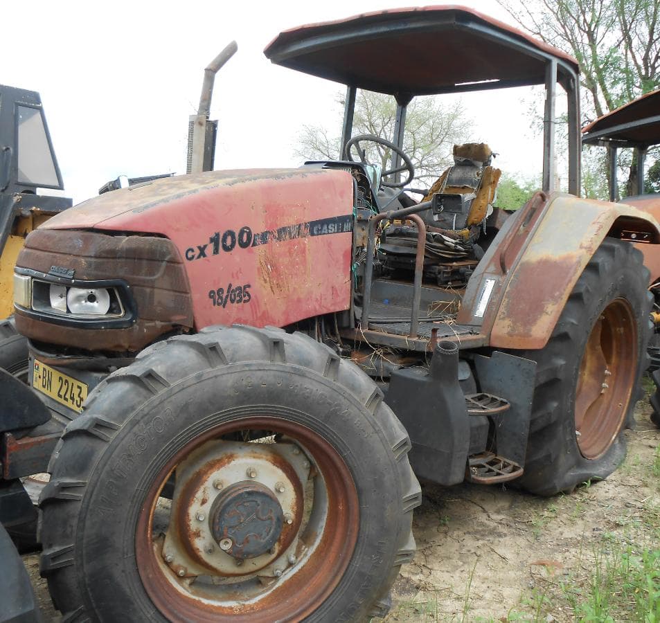 Agriculture Tractor — image 2